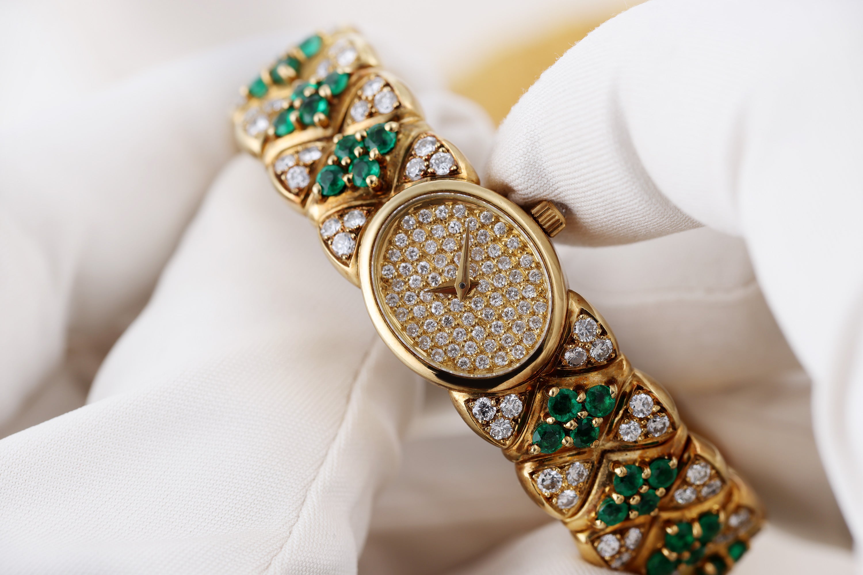 Mauboussin Ladies Jewellery Watch Matching Set | Emerald & Diamond | Pavé Diamond Dial | 18k Yellow Gold | 16mm | Circa 1990's