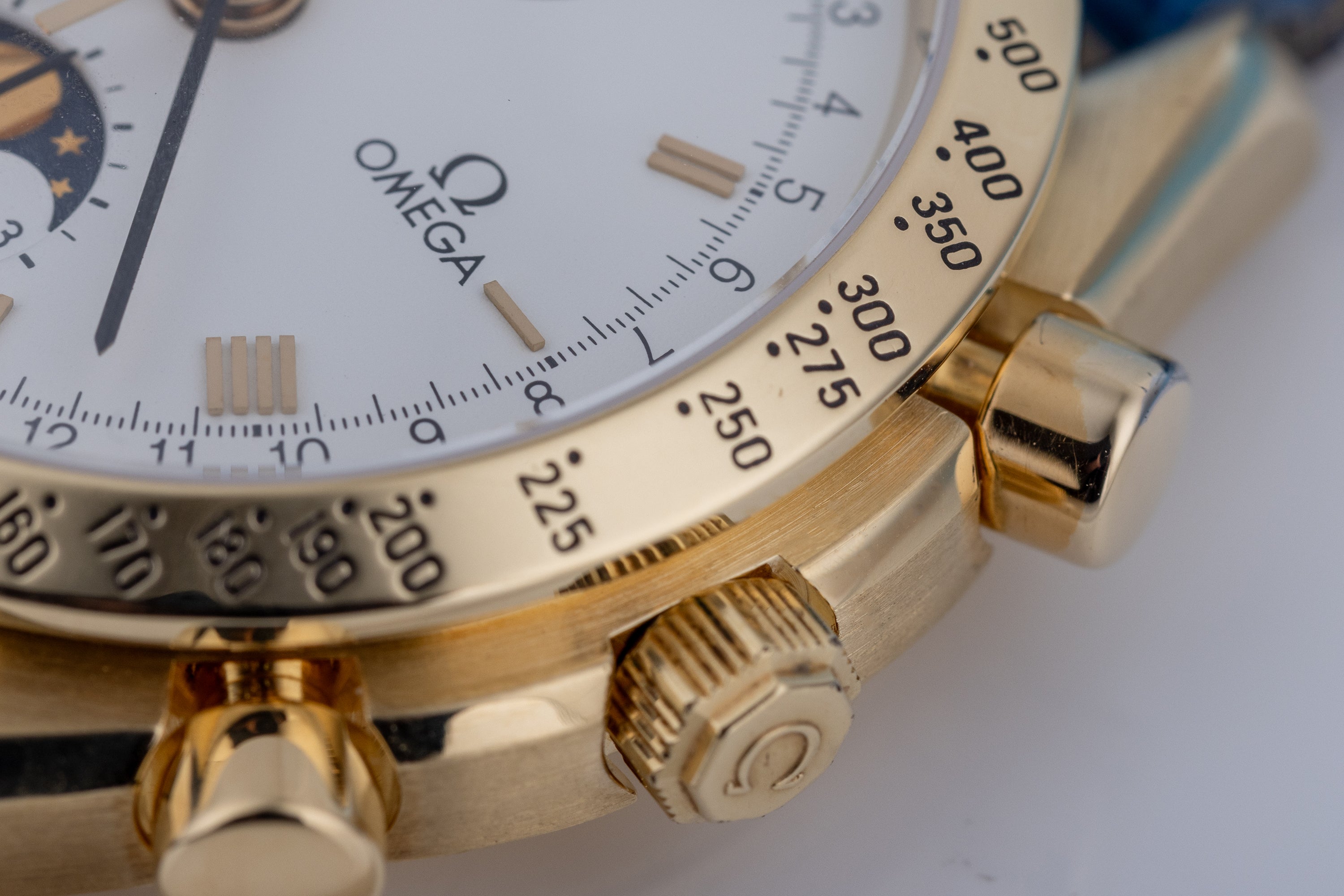 Omega Speedmaster Triple Date Moonphase | REF. 175.0034 | 18k Yellow Gold | White Dial | Circa 1990's