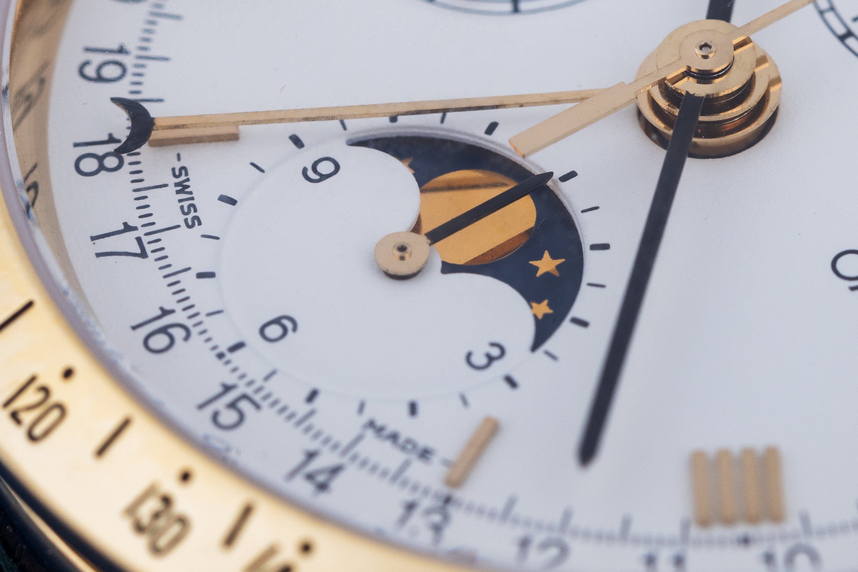 Omega Speedmaster Triple Date Moonphase | REF. 175.0034 | 18k Yellow Gold | White Dial | Circa 1990's