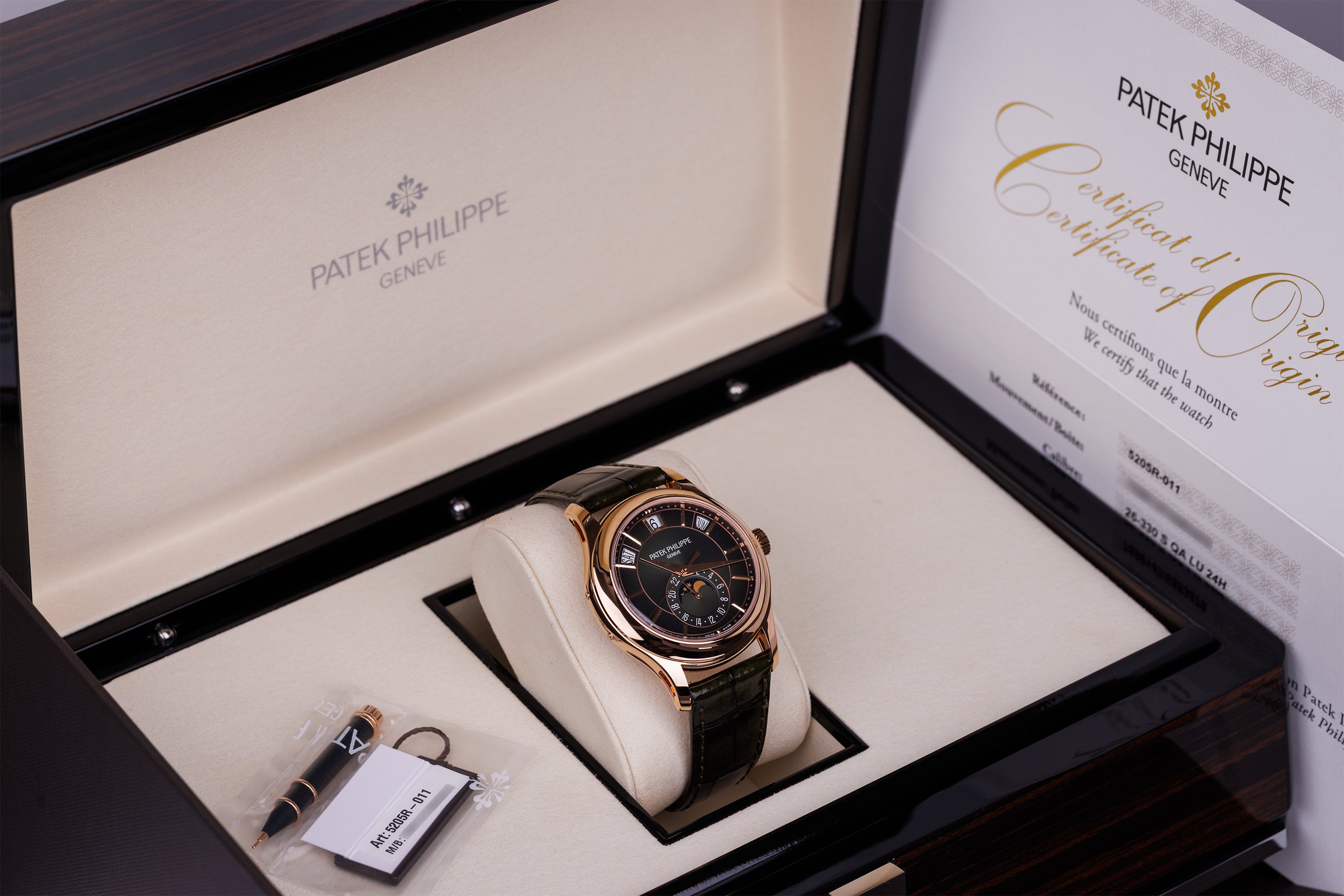 Unworn Patek Philippe Annual Calendar | REF. 5205R-011 | Green Dial | 18k Rose Gold | 40mm | Box & Papers | 2026