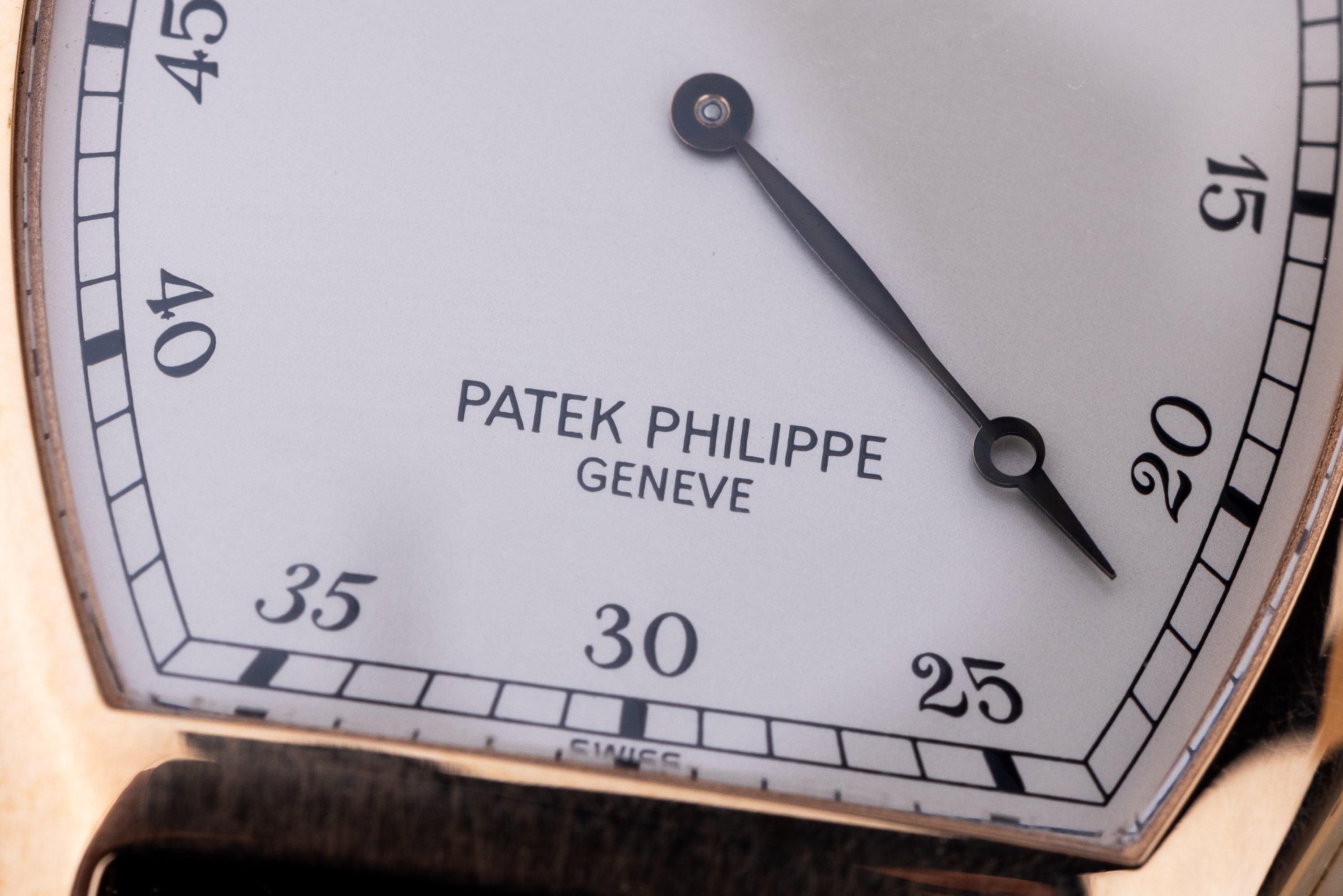 Patek Philippe Jump Hour | Limited Edition 150th Anniversary | REF. 3969R | 18k Rose Gold | Box & Papers | 1989 | Tonneau-Shaped Case