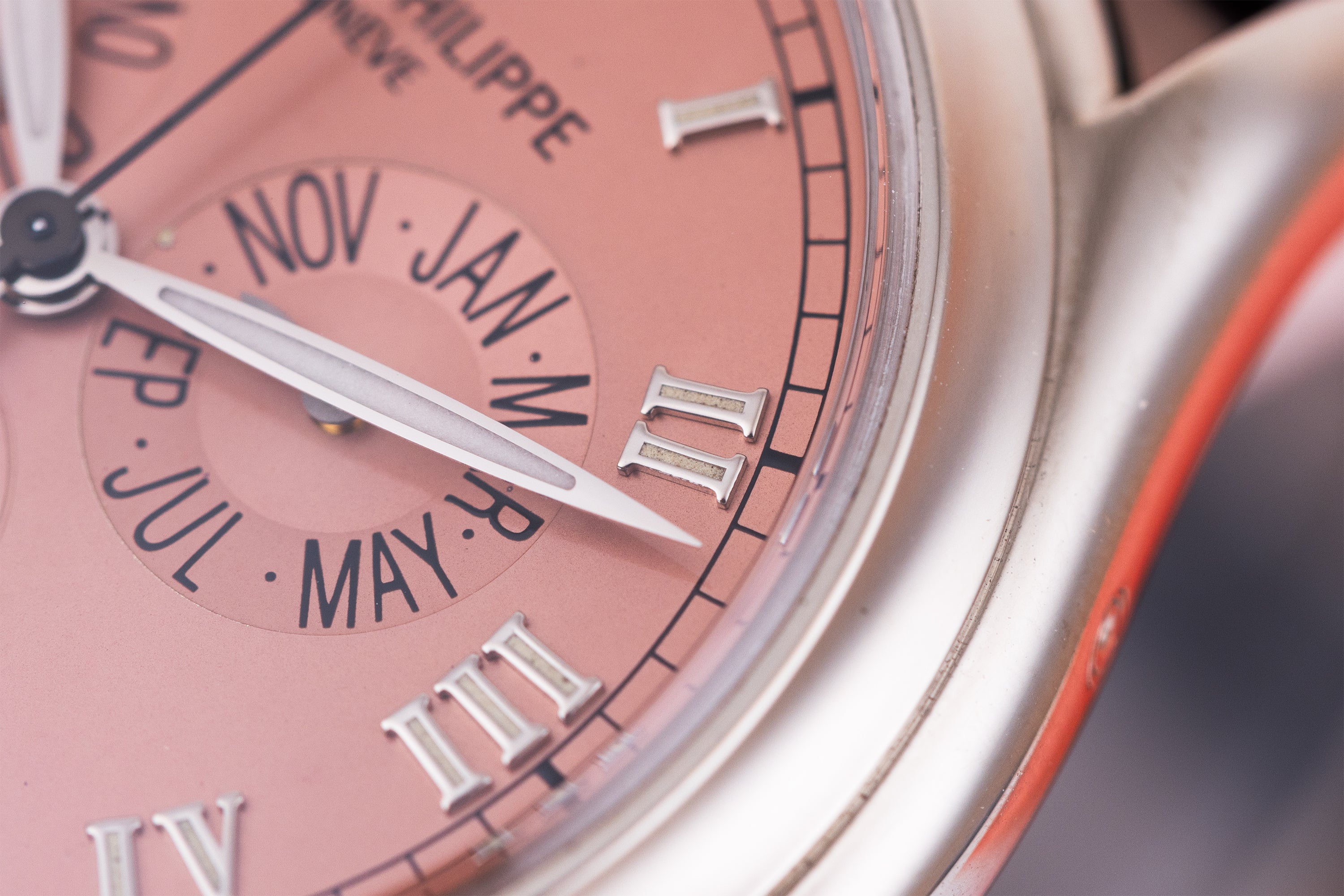 Patek Philippe Annual Calendar | REF. 5035 | Salmon Dial | 18k White Gold