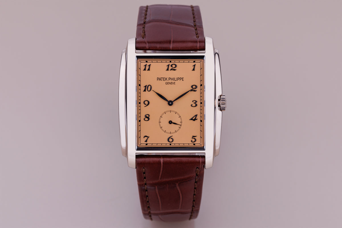 Patek Philippe Gondolo | REF. 5124G | Salmon Dial | 18k White Gold | 33mm | Manual Wind