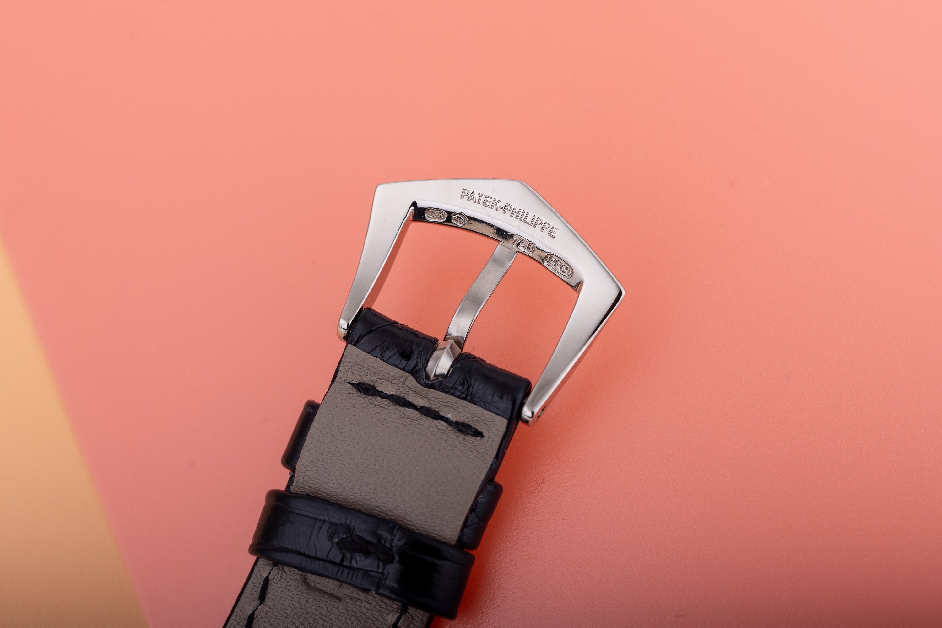 Patek Philippe Annual Calendar | REF. 5035 | Salmon Dial | 18k White Gold