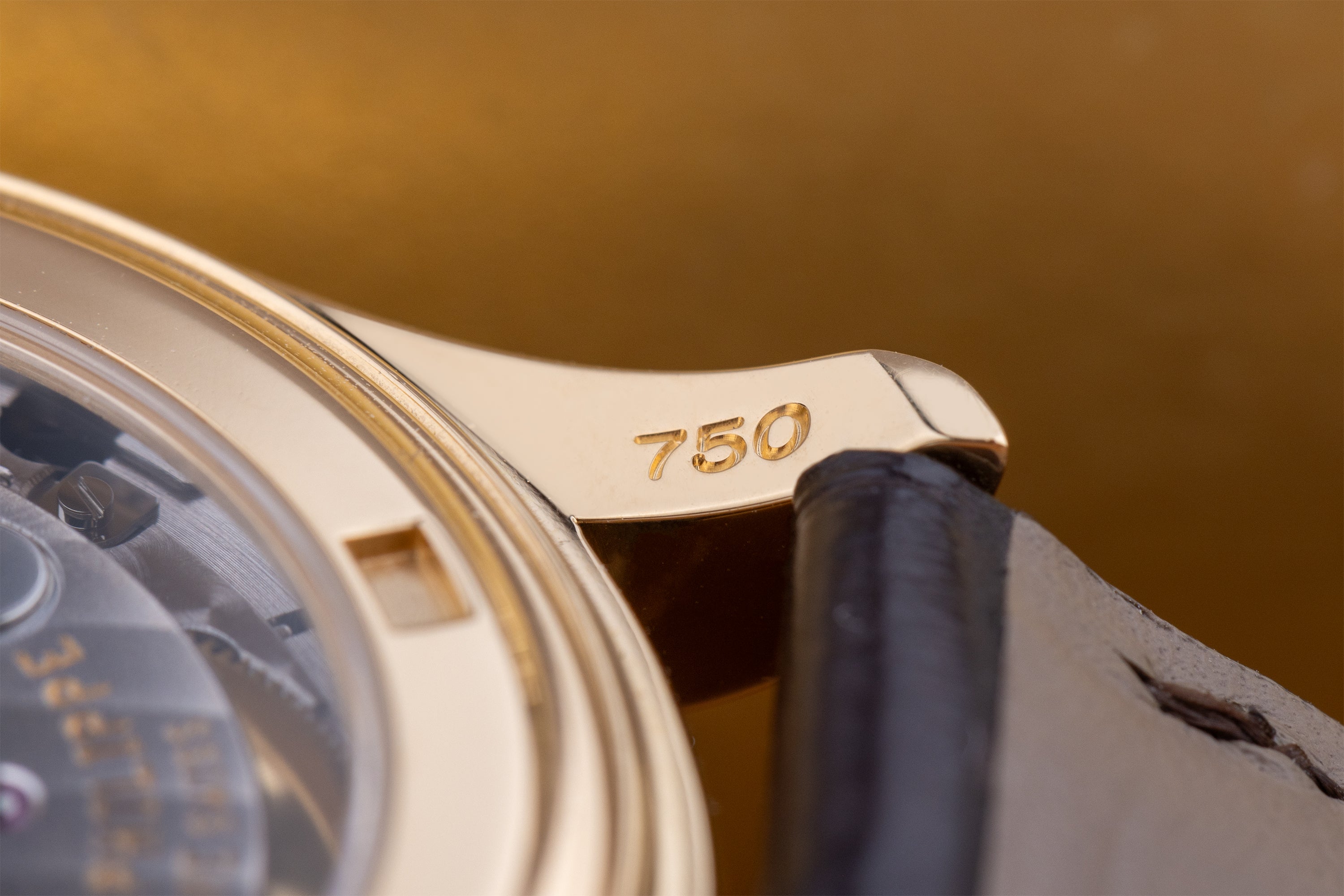 Patek Philippe Annual Calendar | REF. 5035J-001 | 18k Yellow Gold | Box & Papers | 2003 | White Dial