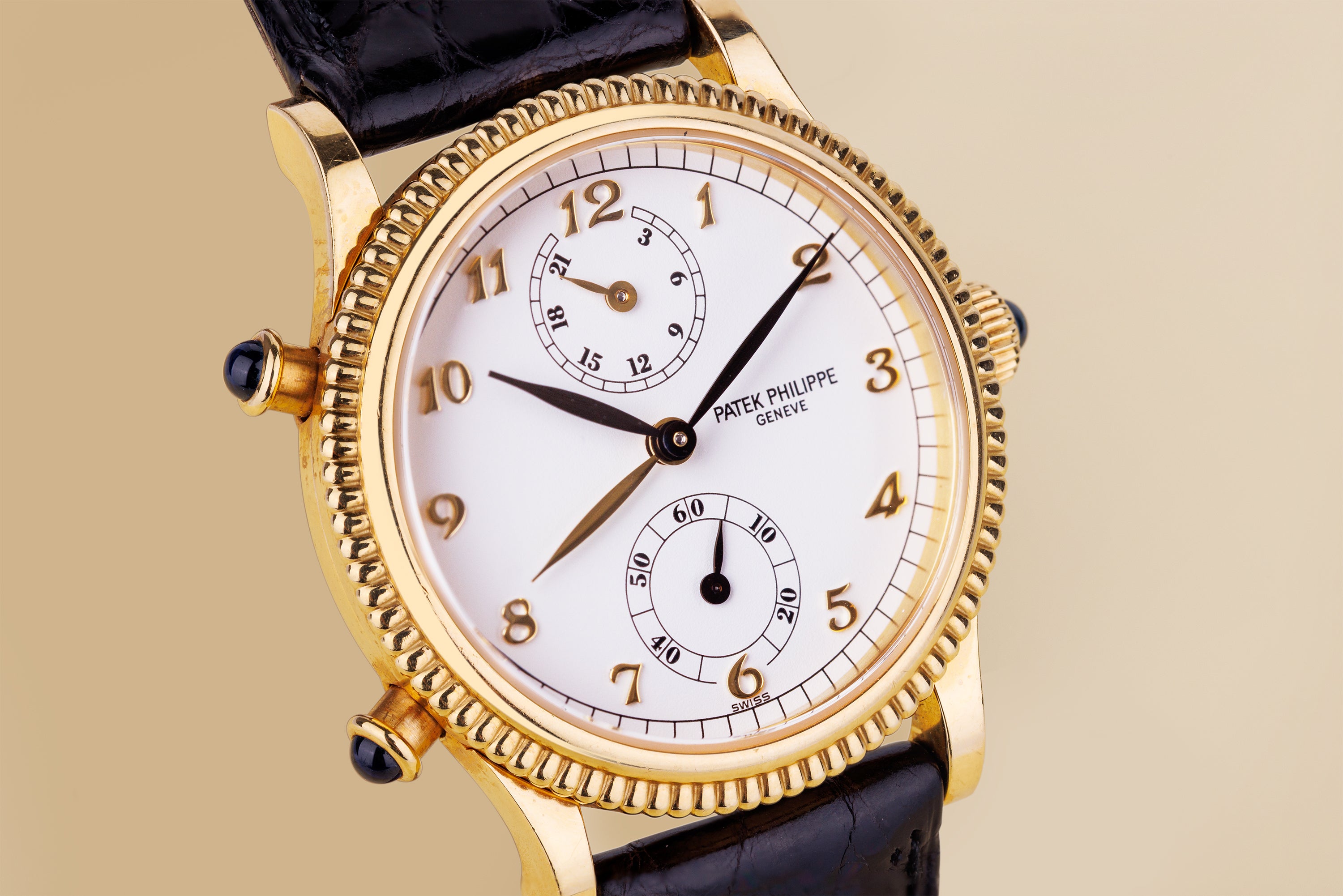 Patek Philippe Calatrava Travel Time | REF. 4864 | 18k Yellow Gold | White Dial | 29mm | Manual Wind | 1990s