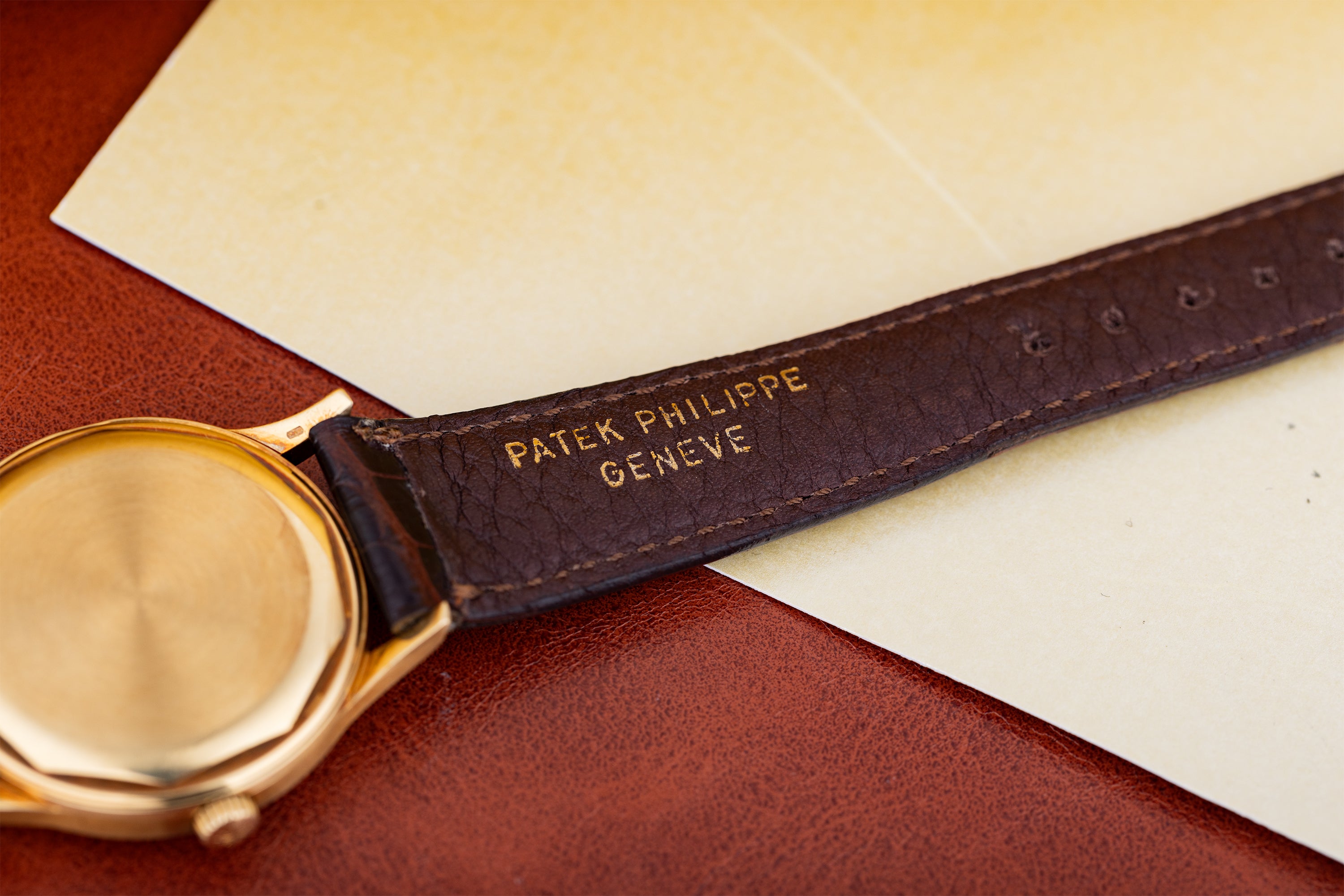 Patek Philippe Calatrava | REF. 3514 | 1966 | Silvered Dial | 18k Yellow Gold | 33.7mm