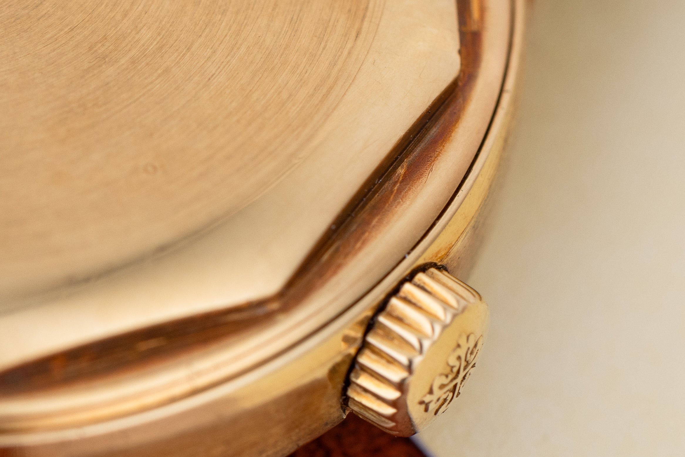 Patek Philippe Calatrava | REF. 3514 | 1966 | Silvered Dial | 18k Yellow Gold | 33.7mm