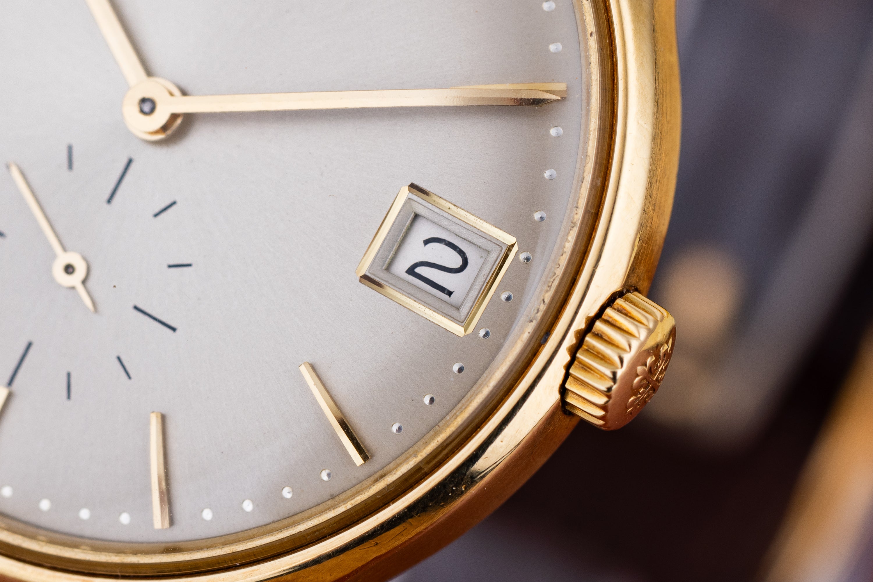 Patek Philippe Calatrava | REF. 3514 | 1966 | Silvered Dial | 18k Yellow Gold | 33.7mm