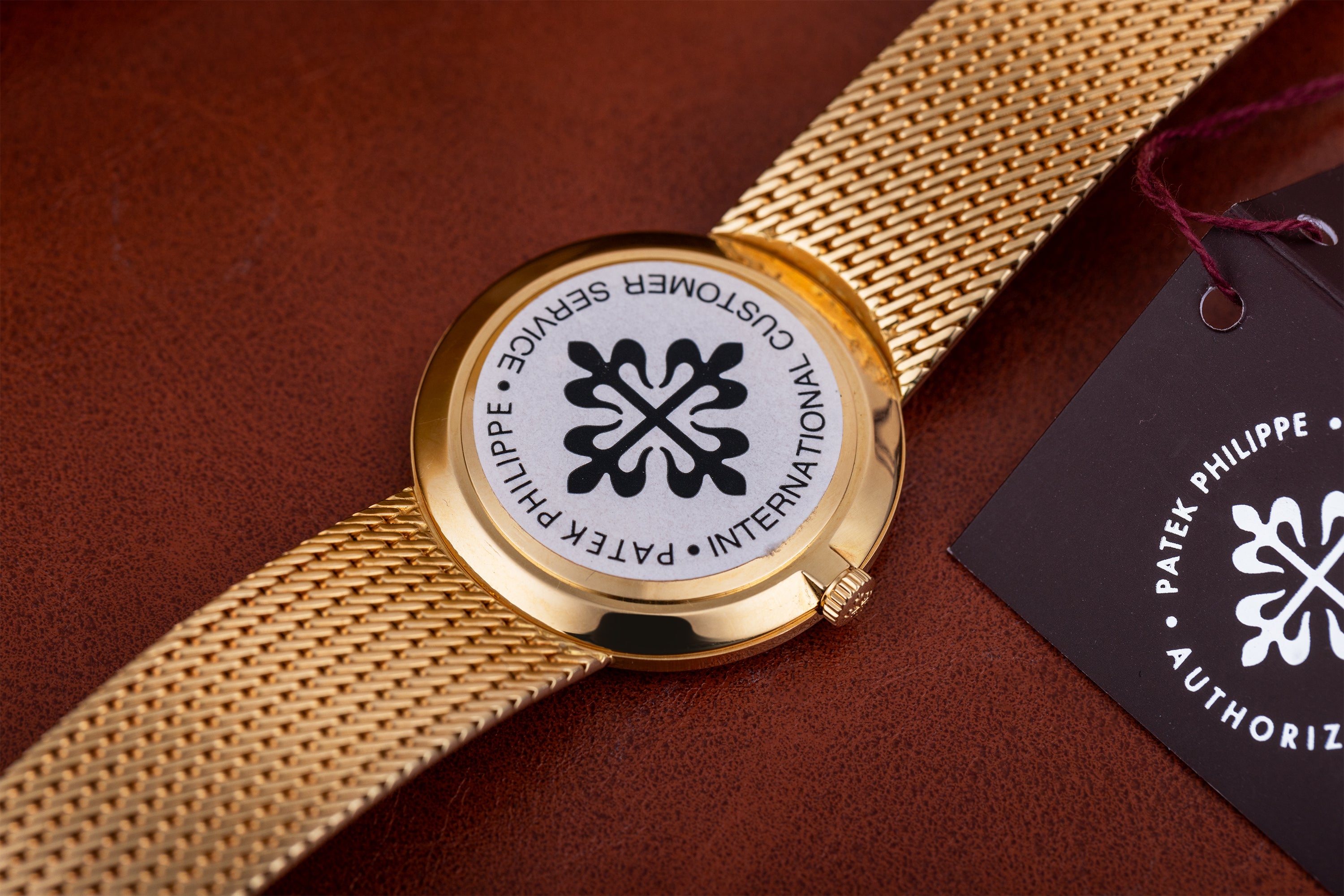 Patek Philippe Calatrava | REF. 3919/005 | Papers | 1989 | 18k Yellow Gold