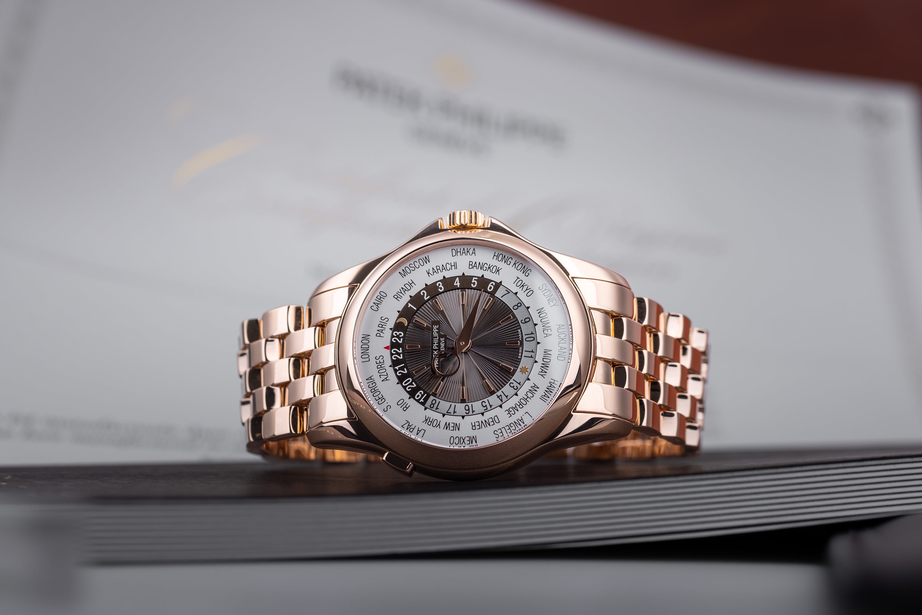 Patek Philippe World Time | REF. 5130/1R-011 | Box & Papers | 2017 | 18k Rose Gold