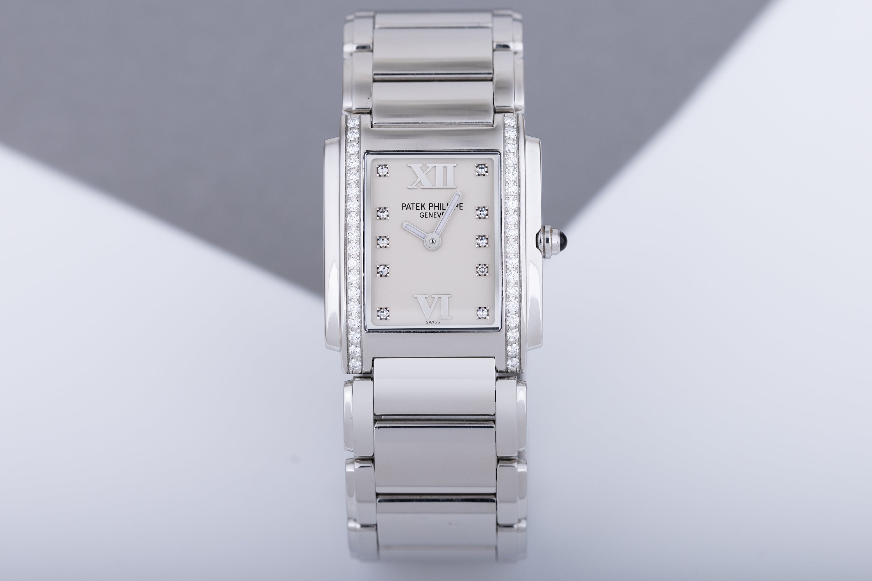 Patek Philippe Twenty-4 | REF. 4910/10A-011 | Stainless Steel | Diamond Dial & Bezel