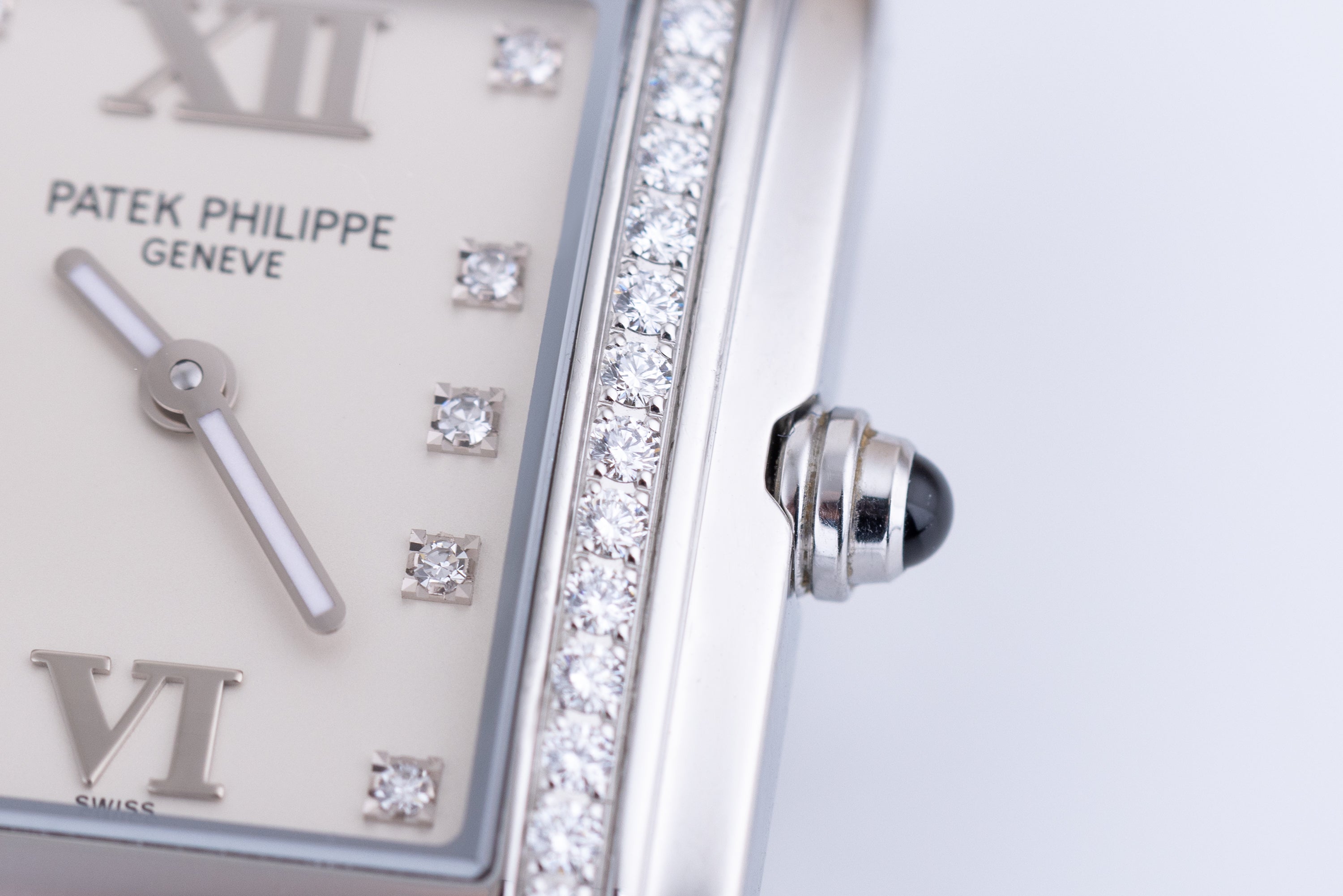 Patek Philippe Twenty-4 | REF. 4910/10A-011 | Stainless Steel | Diamond Dial & Bezel