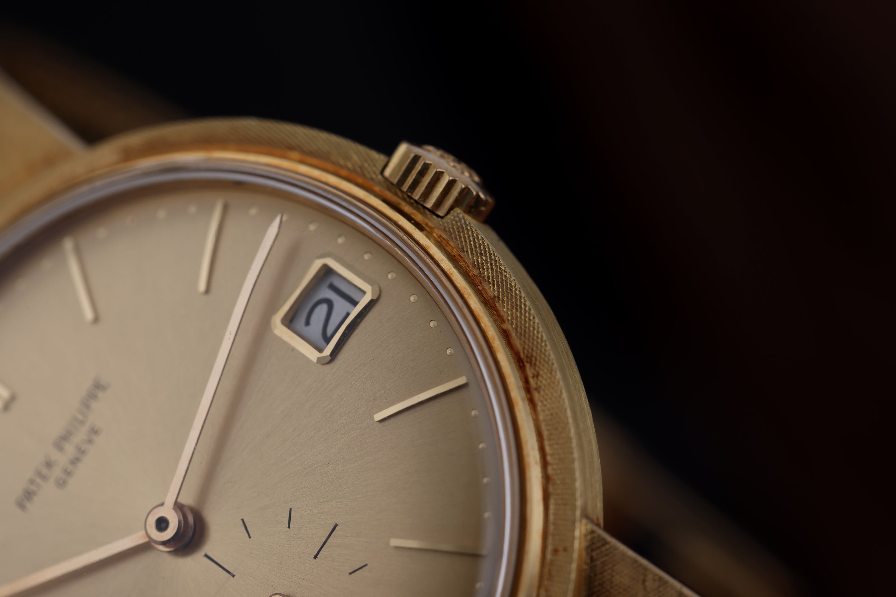 Patek Philippe Calatrava Automatic | REF. 3445 | 18k Yellow Gold | Gold Dial | 1970s | 35mm