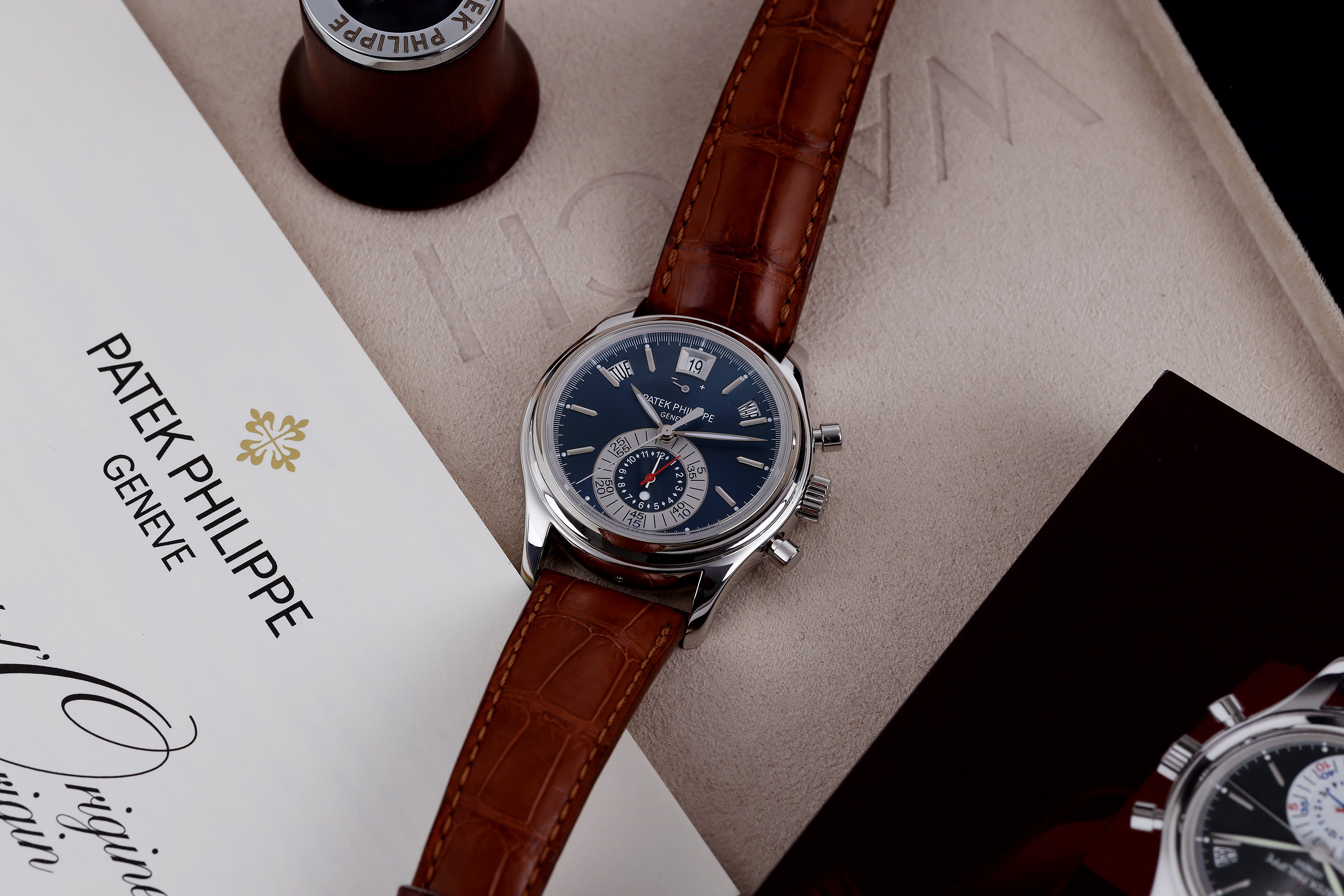 Patek Philippe Annual Calendar Chronograph | REF. 5960P-015 | Platinum | 40mm | 2010 | Box & Papers