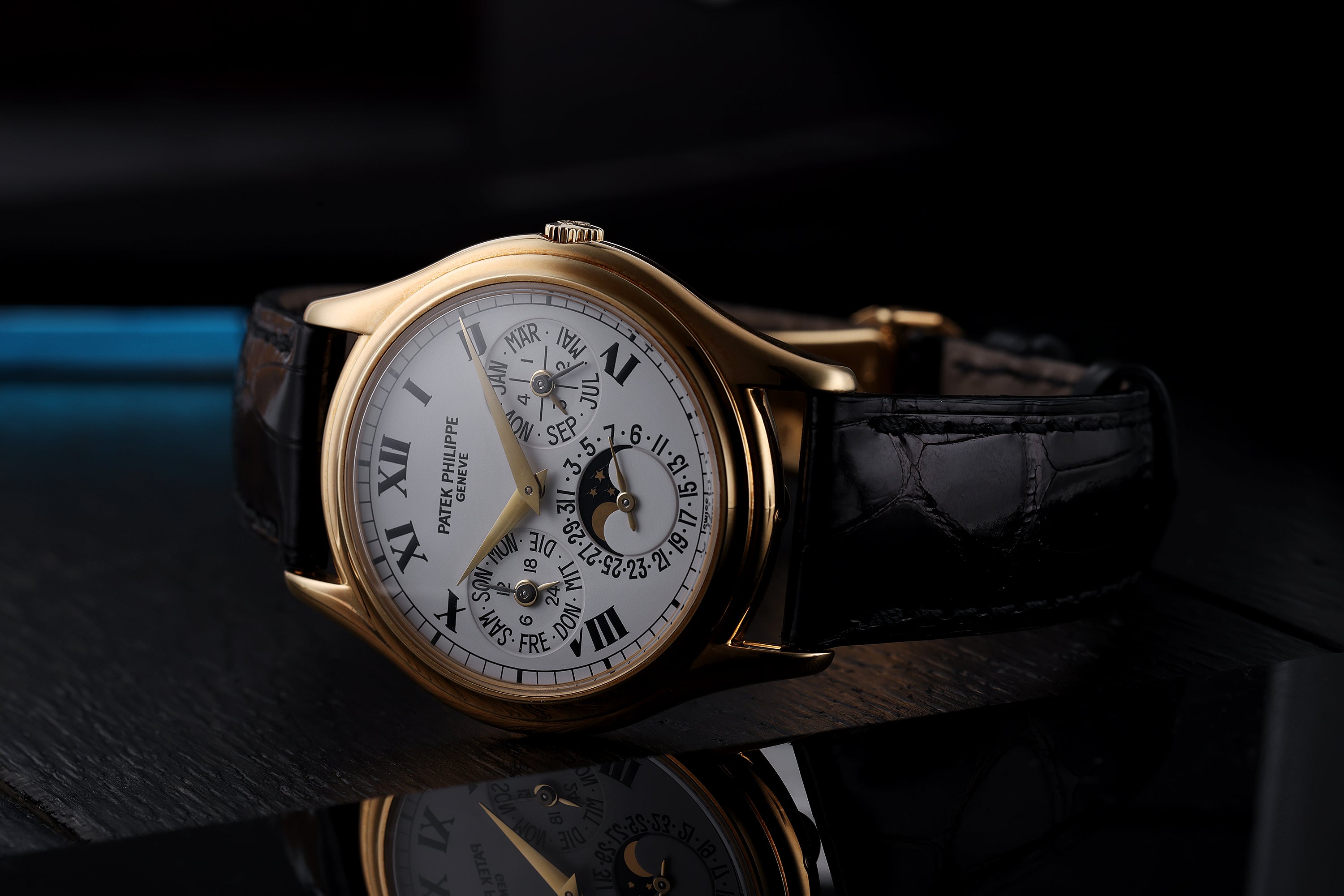 Patek Philippe Perpetual Calendar | REF. 3940J | 18k Yellow Gold | White Dial | 36mm | 2000s