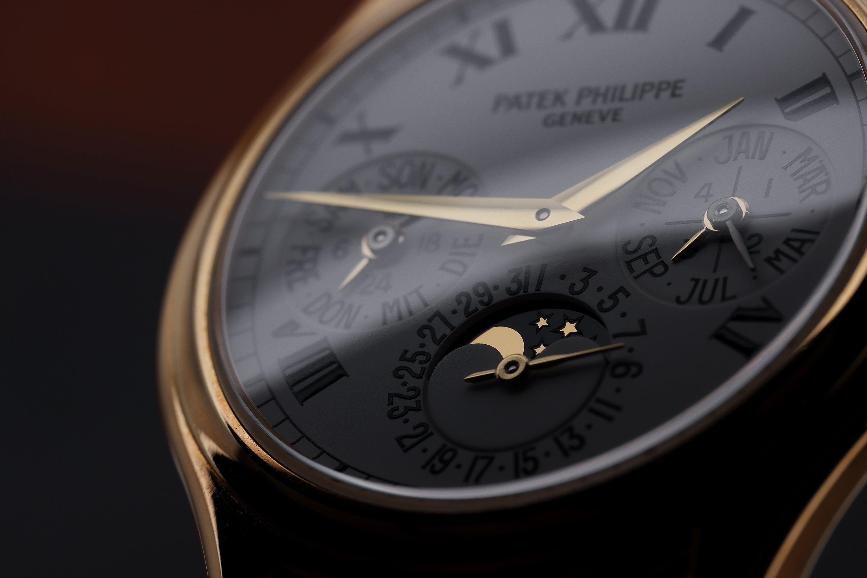 Patek Philippe Perpetual Calendar | REF. 3940J | 18k Yellow Gold | White Dial | 36mm | 2000s