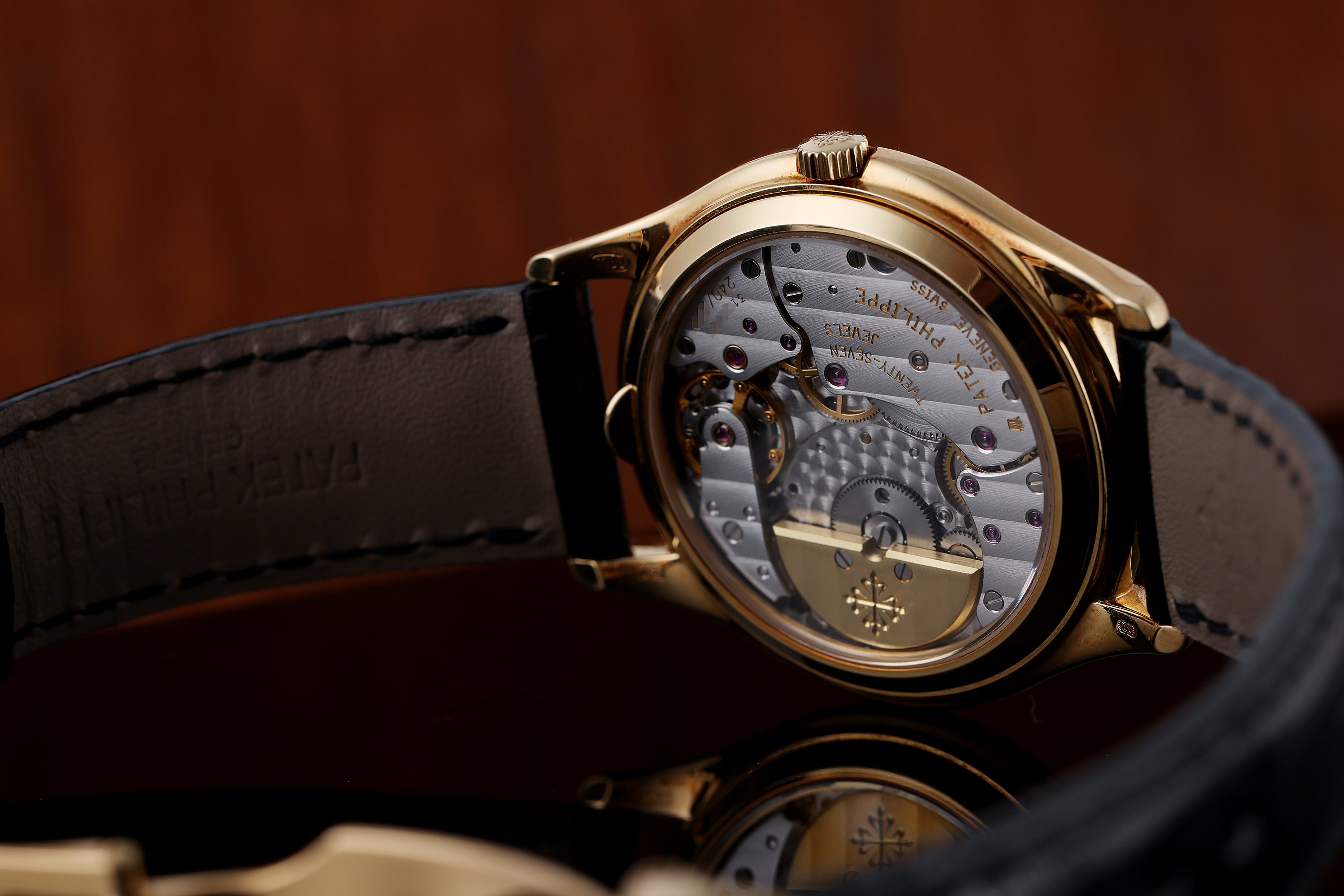 Patek Philippe Perpetual Calendar | REF. 3940J | 18k Yellow Gold | White Dial | 36mm | 2000s