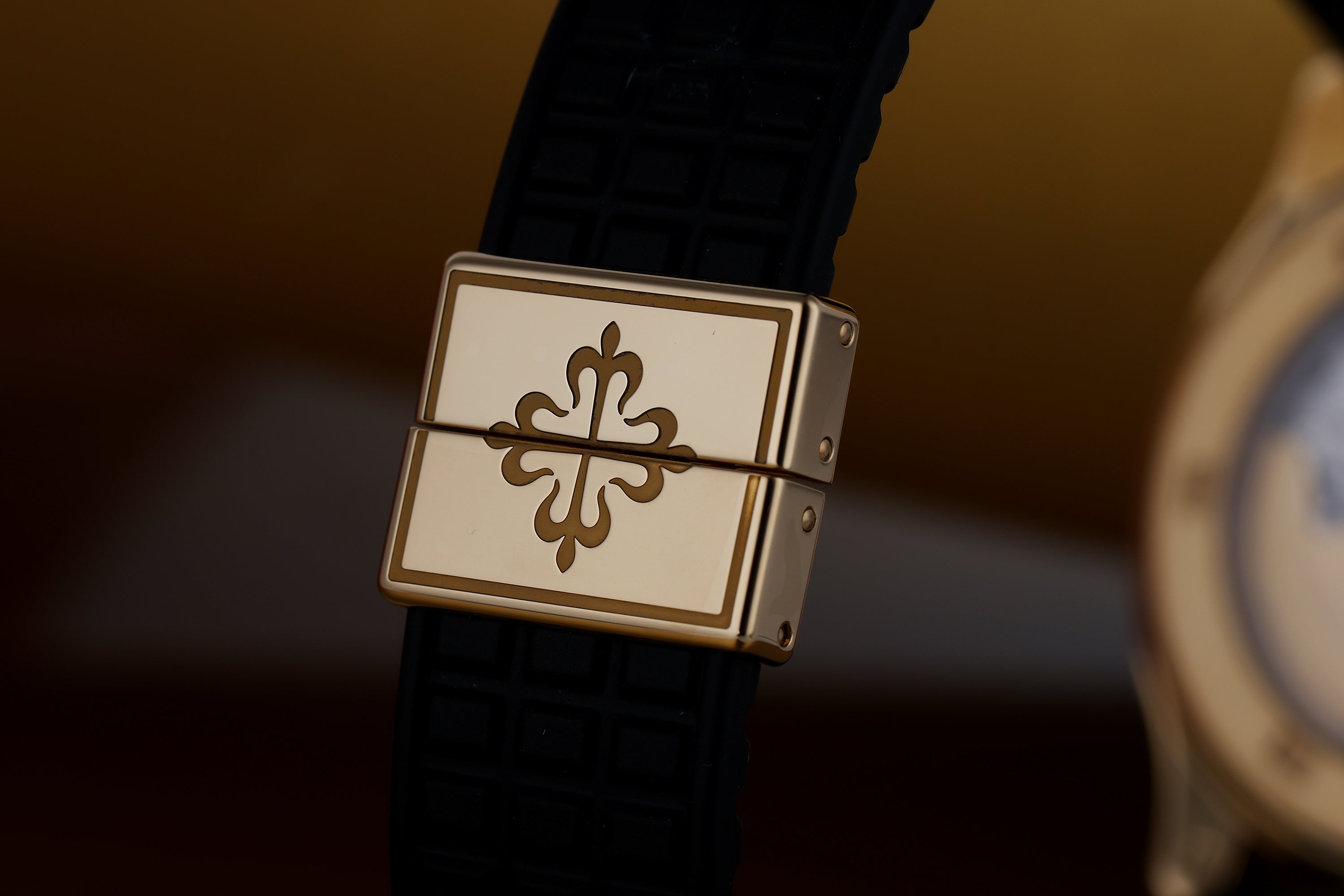 Rare Vintage Patek Philippe Aquanaut | Ref. 5065J | Over Size 38mm | Black Dial | 18K Yellow Gold