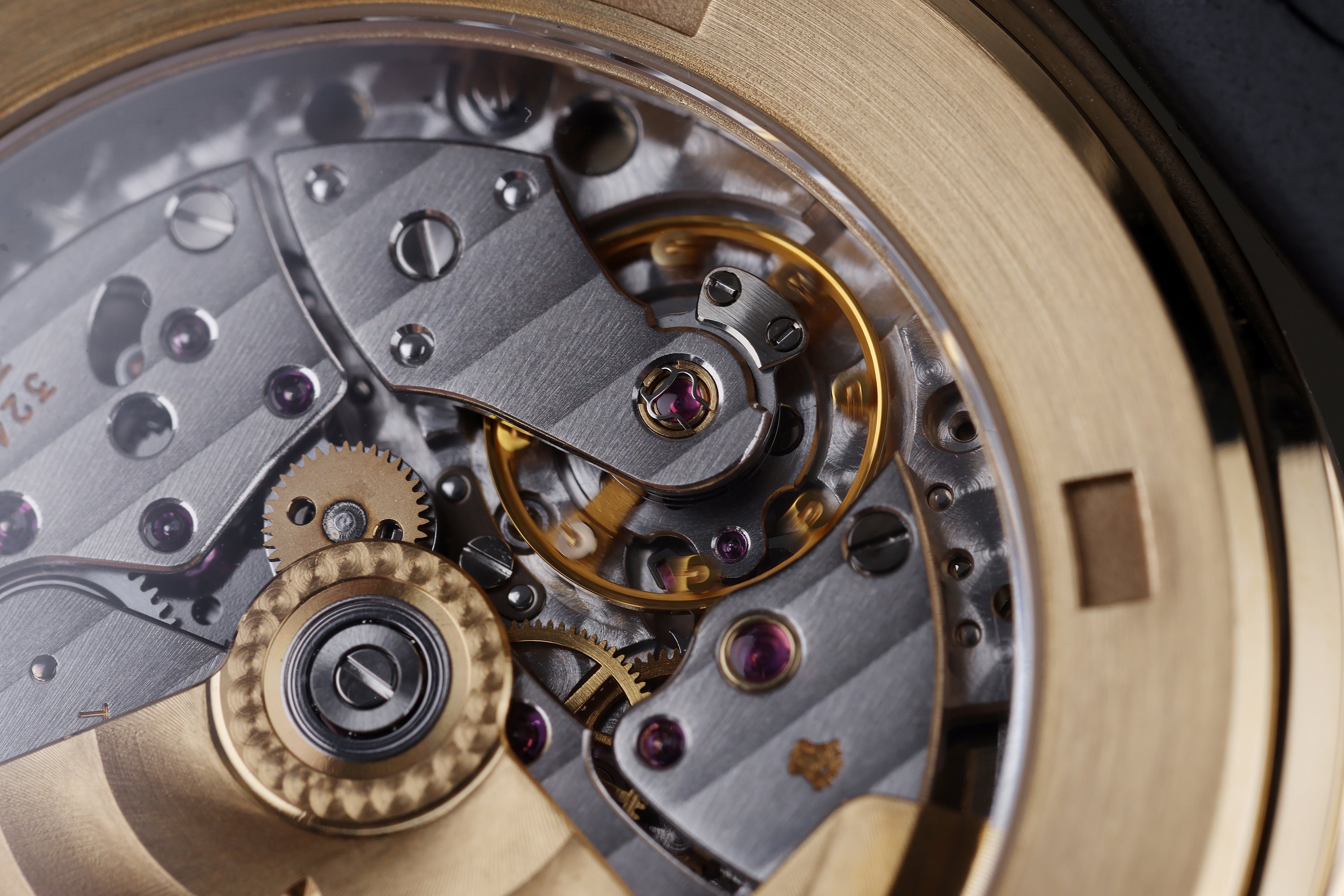 Rare Vintage Patek Philippe Aquanaut | Ref. 5065J | Over Size 38mm | Black Dial | 18K Yellow Gold