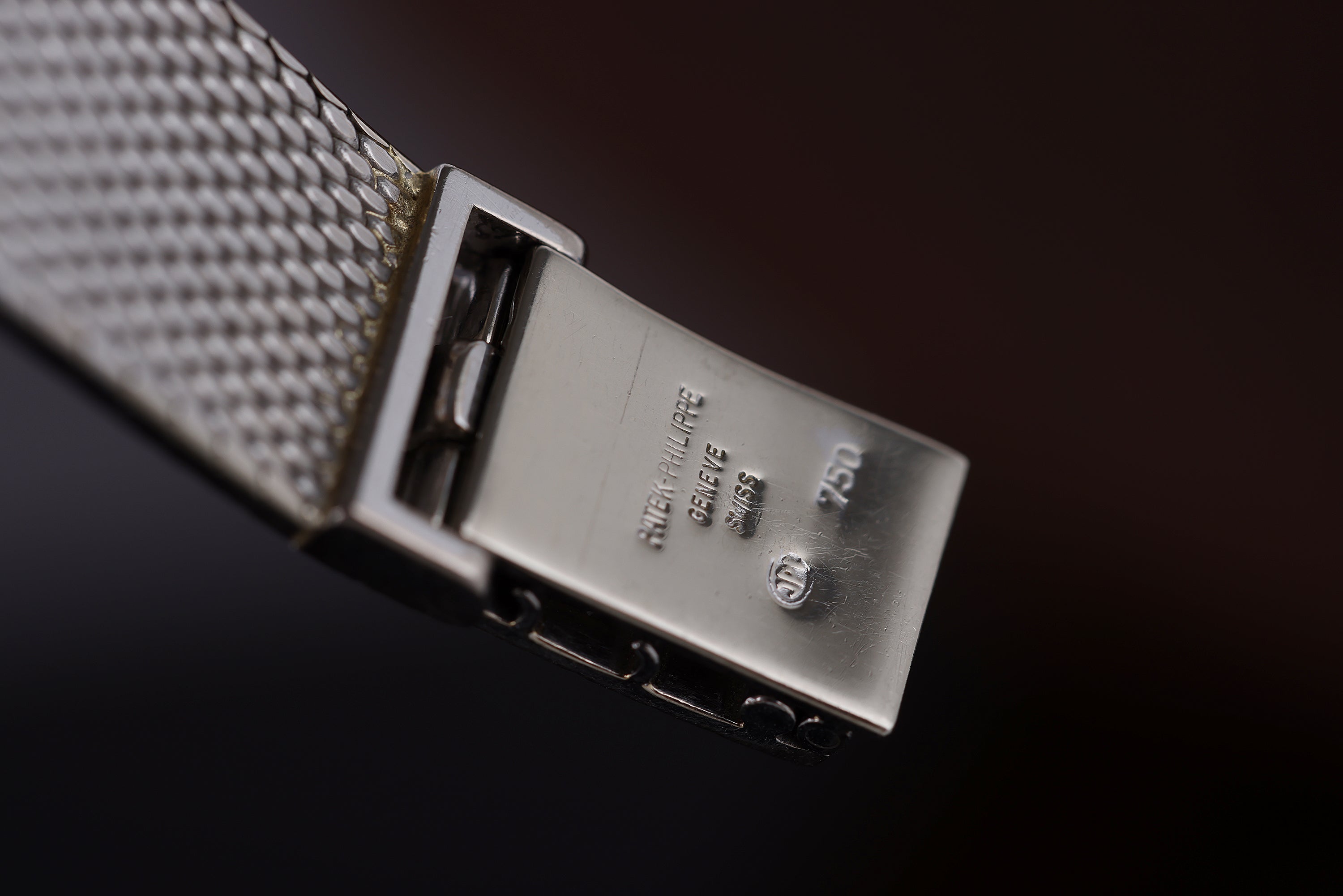 Patek Philippe Ellipse Lady | REF. 4139/1 | Blue Dial | 21.5mm | 18k White Gold | Manual Wind | Circa 1970's