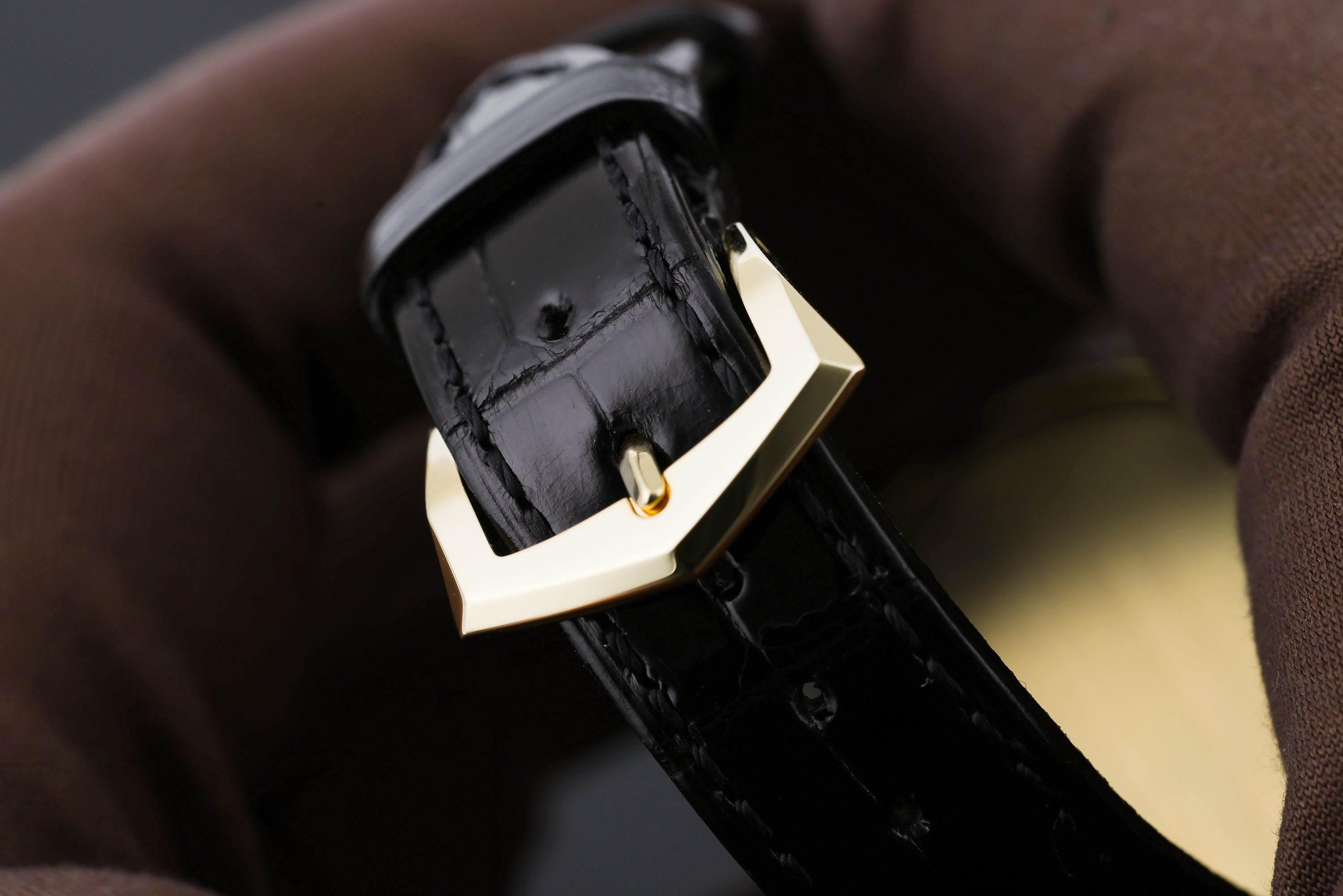 Patek Philippe Calatrava | REF. 3992 | 18k Yellow Gold | 33mm | Automatic | 1990s