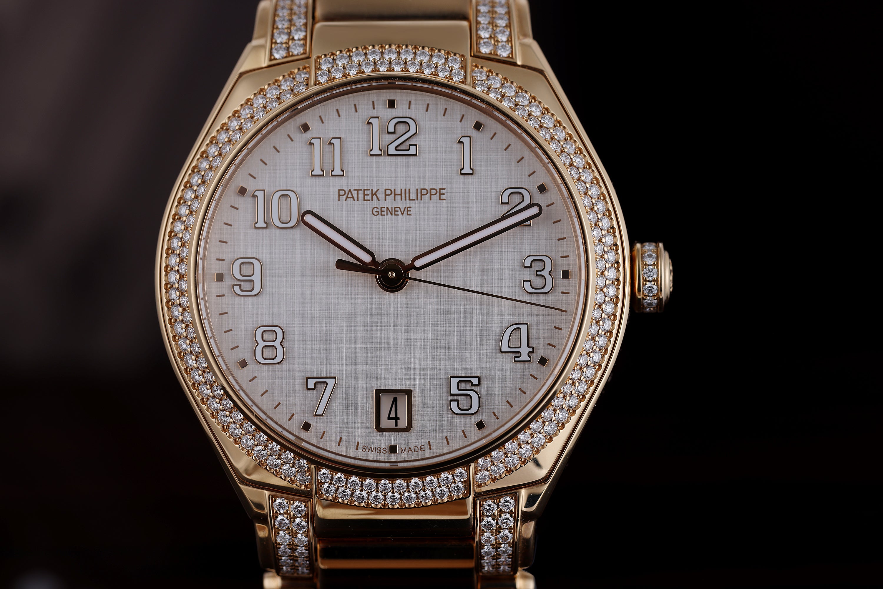 Patek Philippe Twenty-4 Automatic | REF. 7300/1201R-001 | 18k Rose Gold | Diamond Bezel | Box & Papers | 2022