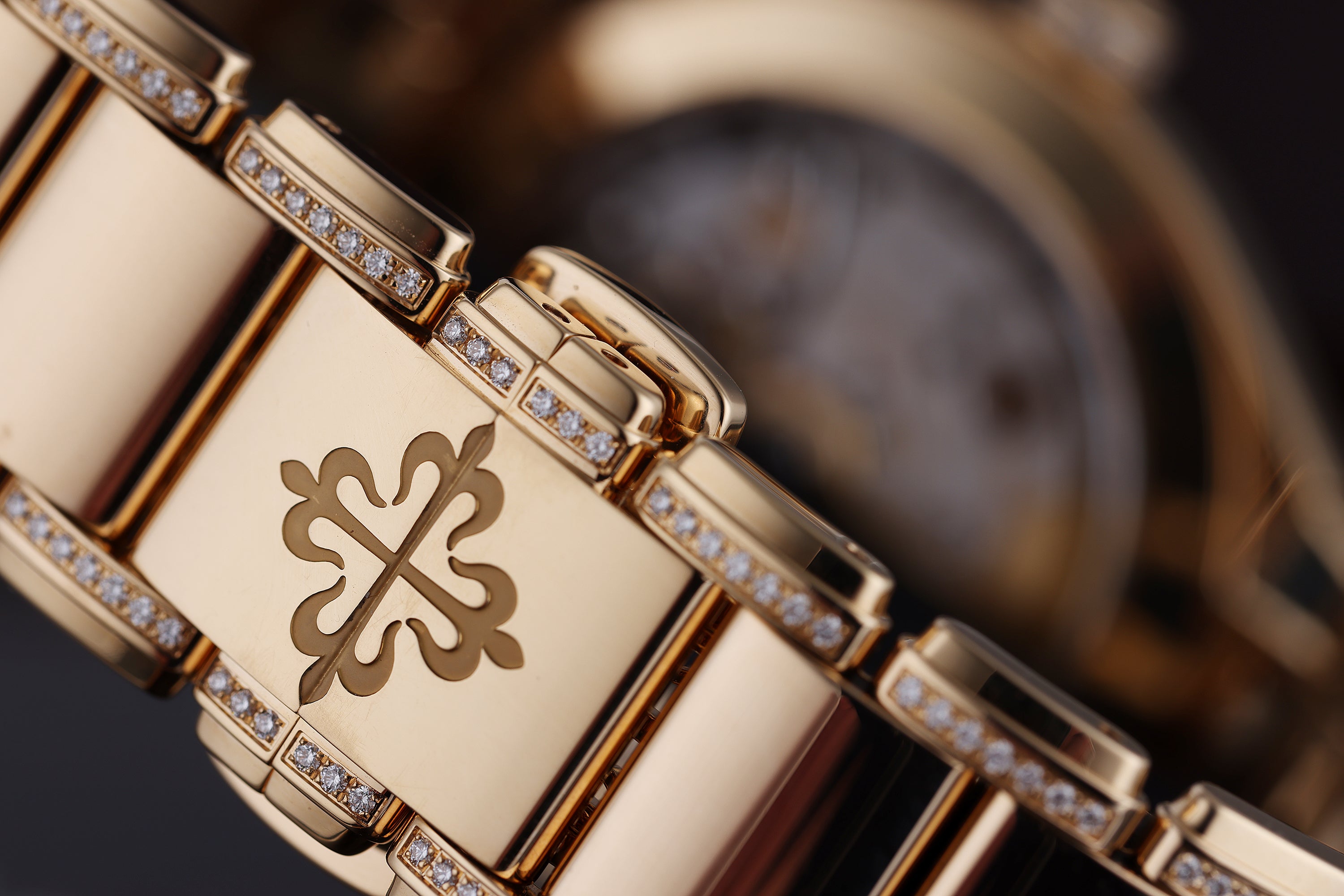 Patek Philippe Twenty-4 Automatic | REF. 7300/1201R-001 | 18k Rose Gold | Diamond Bezel | Box & Papers | 2022