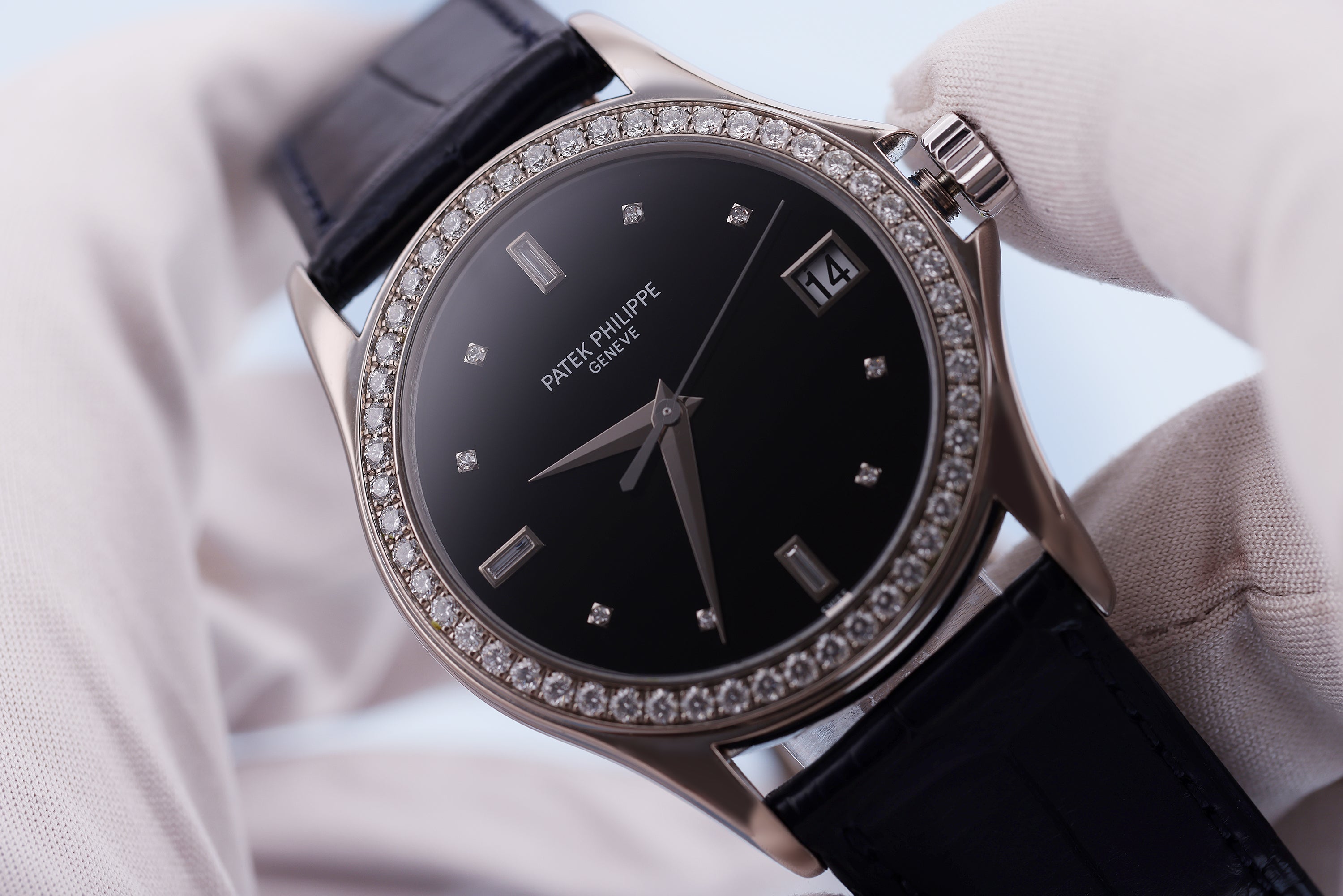 Patek Philippe Calatrava | REF. 5108 | Diamond Bezel | 18k White Gold | 37mm | Extract From The Archives | 2008