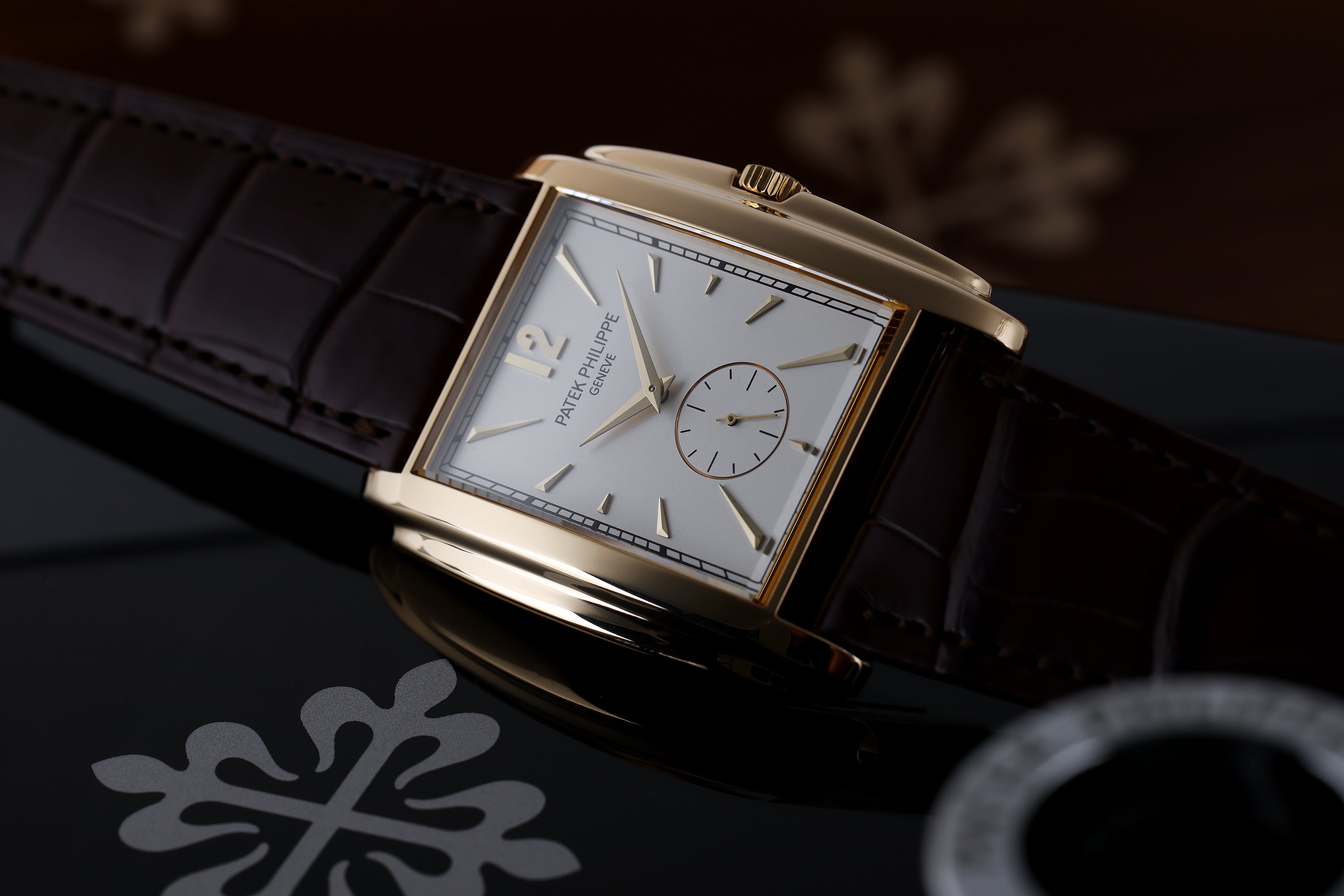 Patek Philippe Gondolo | REF. 5124J -001 | 18k Yellow Gold | 33mm | Box & Papers | 2015