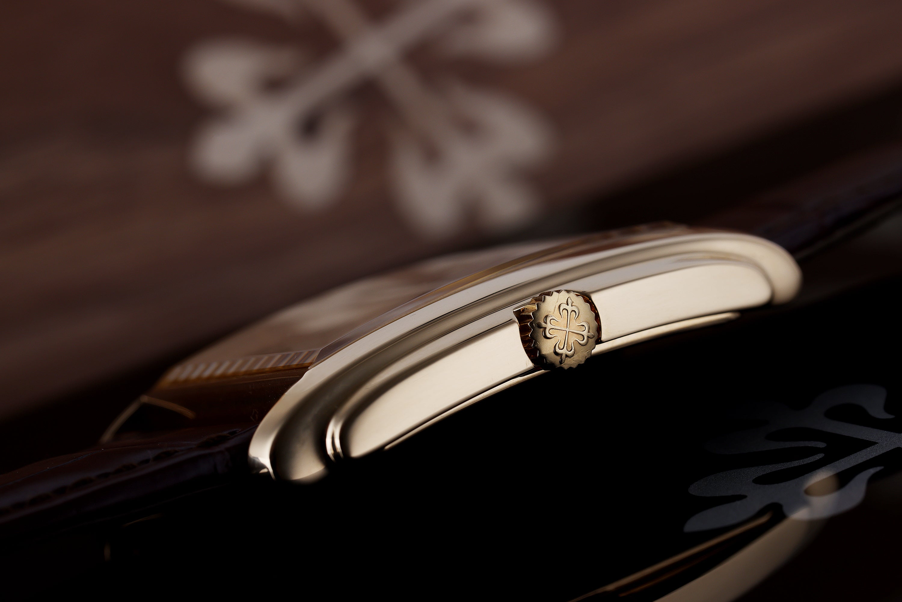 Patek Philippe Gondolo | REF. 5124J -001 | 18k Yellow Gold | 33mm | Box & Papers | 2015