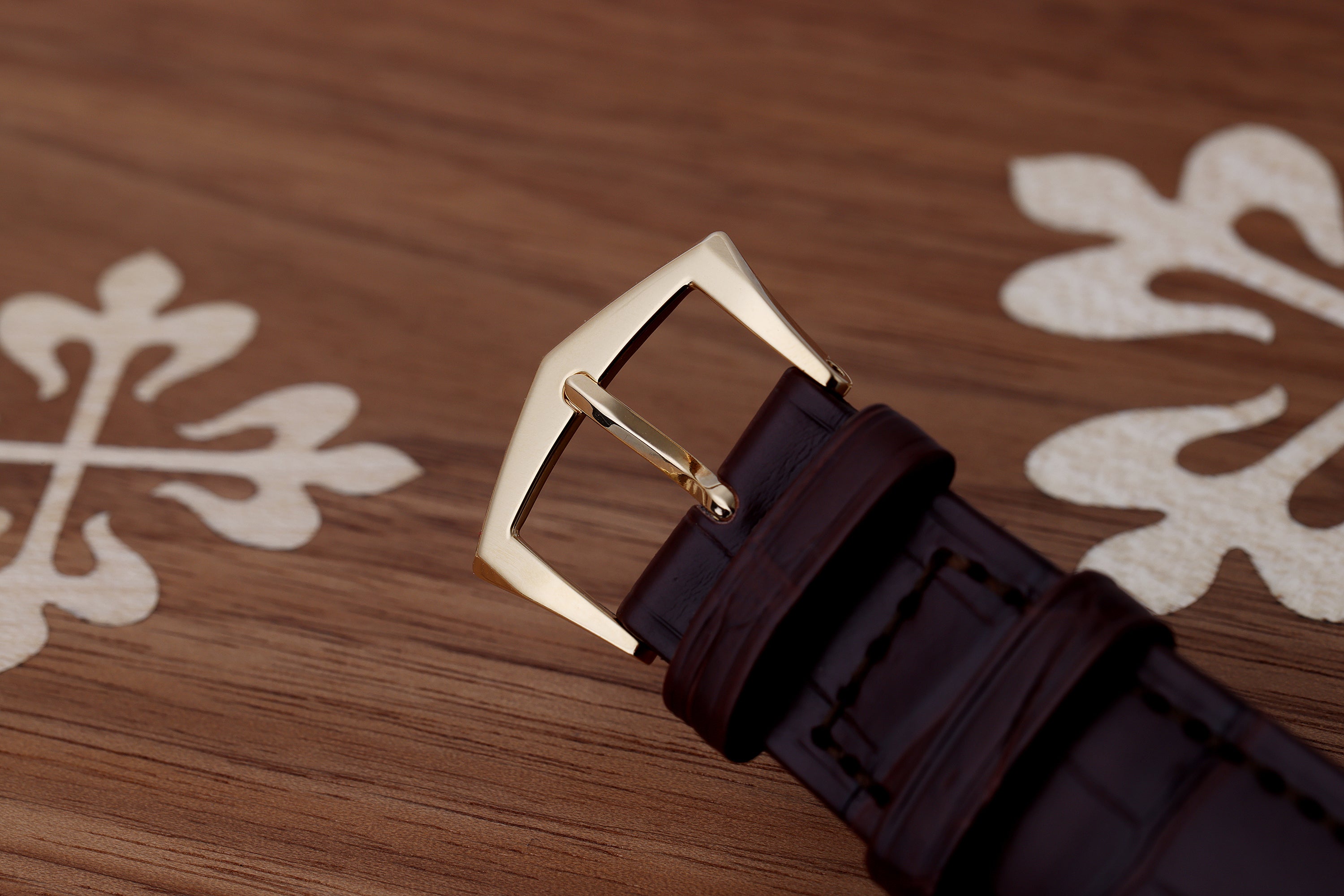 Patek Philippe Gondolo | REF. 5124J -001 | 18k Yellow Gold | 33mm | Box & Papers | 2015