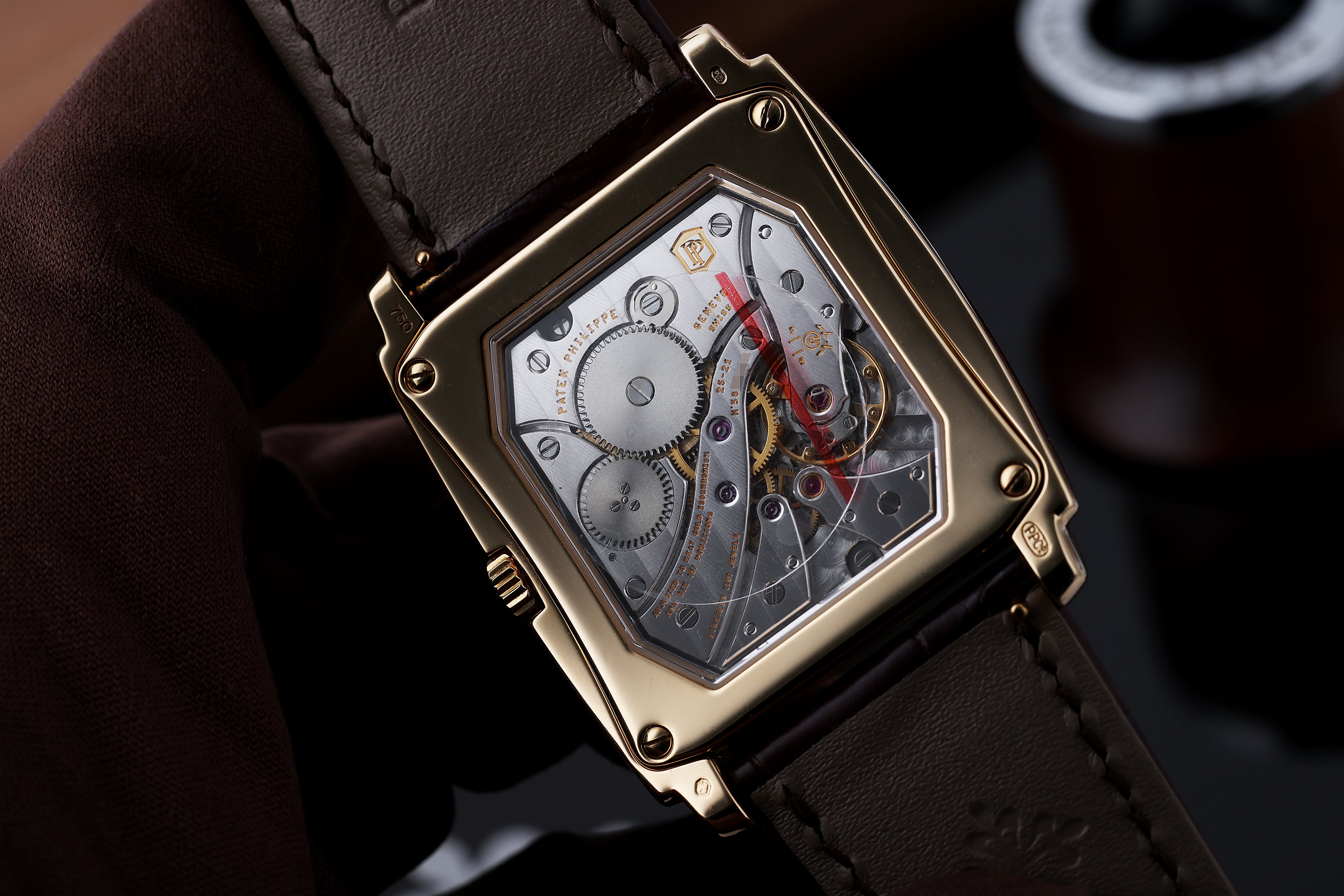 Patek Philippe Gondolo | REF. 5124J -001 | 18k Yellow Gold | 33mm | Box & Papers | 2015