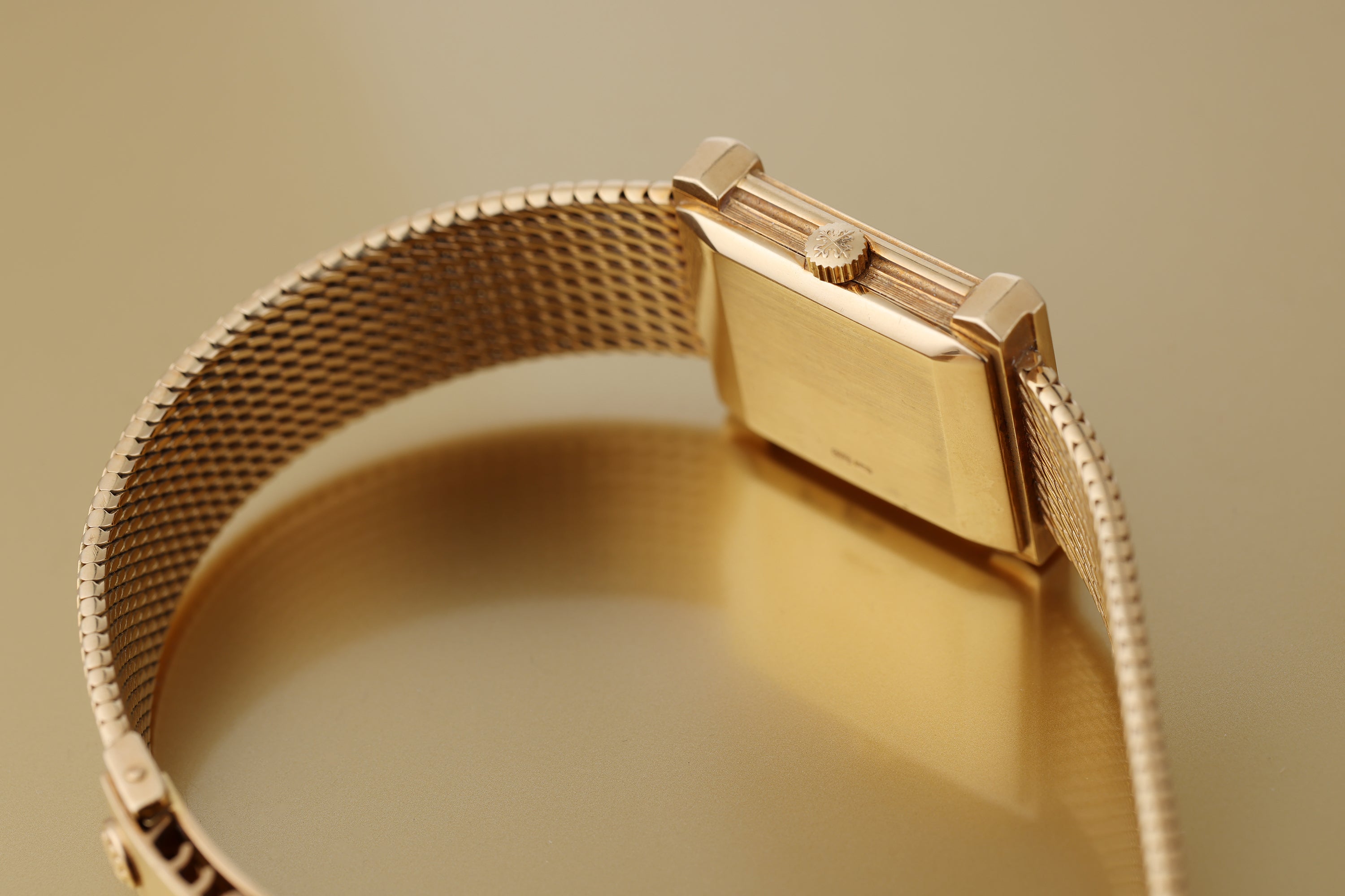 Patek Philippe Les Grecques | REF. 4632/1 | Diamond Bezel & Hours | Silver Dial | 1983 | 18k Yellow Gold | 20mm | Box & Papers