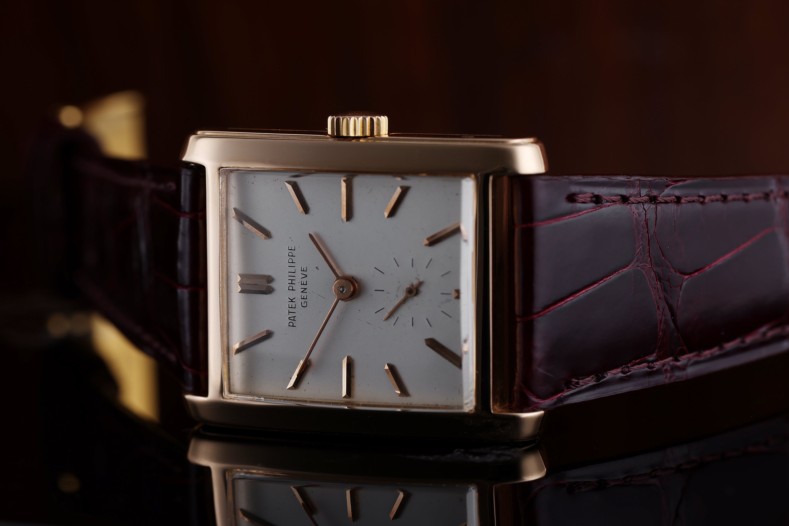 Patek Philippe | REF. 2530/1 | 18k Rose Gold | 27mm | Manual Wind | 1954