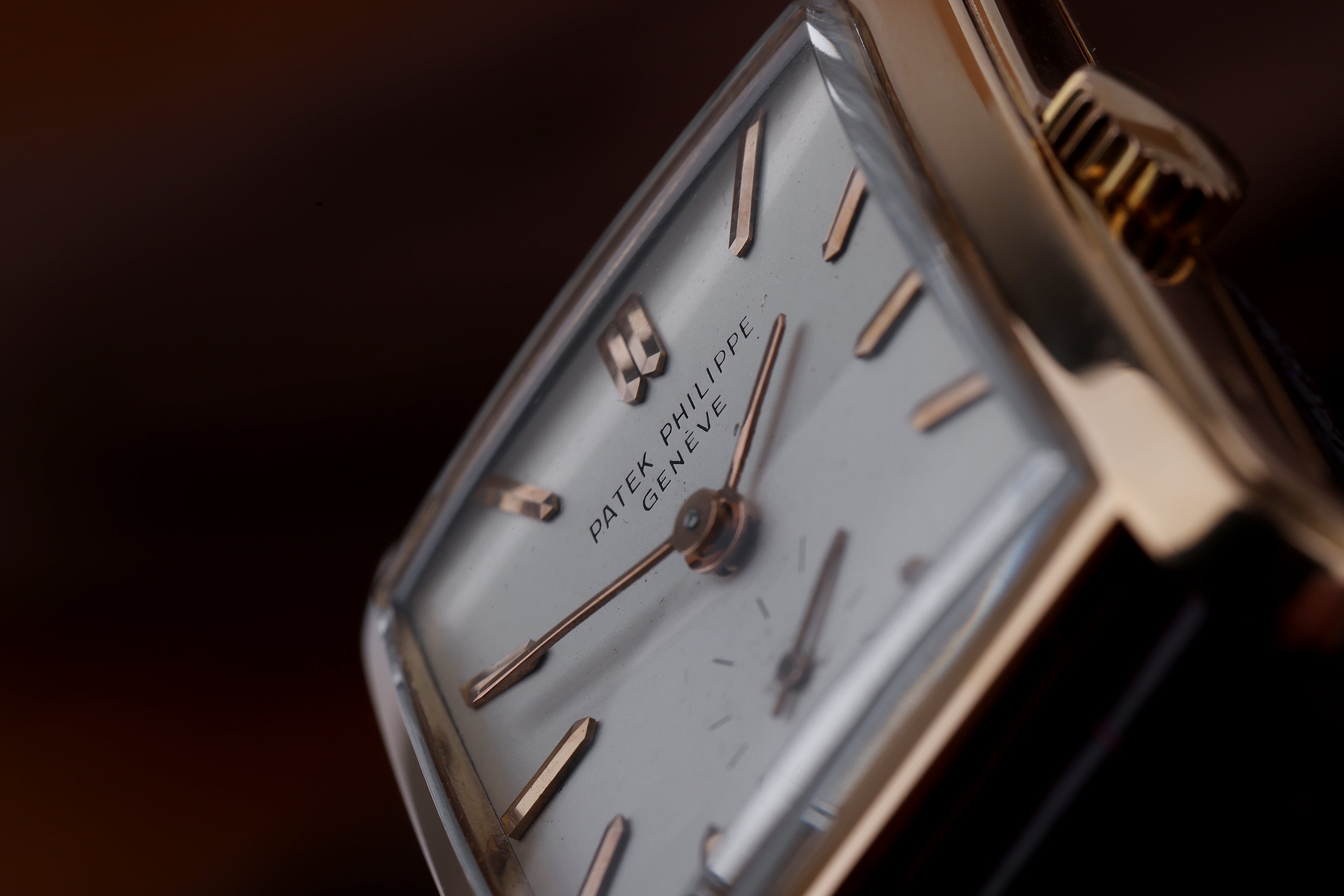 Patek Philippe | REF. 2530/1 | 18k Rose Gold | 27mm | Manual Wind | 1954