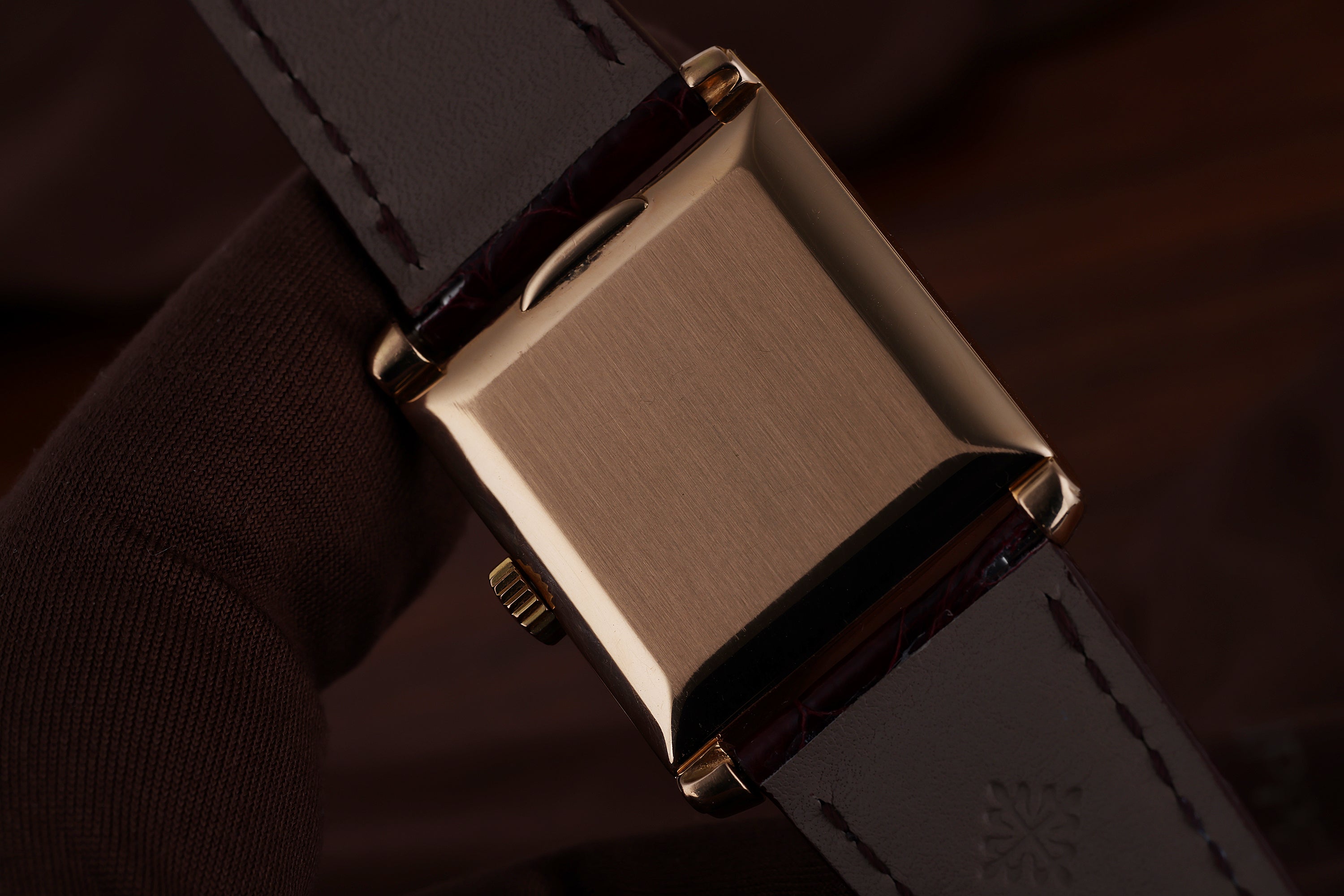 Patek Philippe | REF. 2530/1 | 18k Rose Gold | 27mm | Manual Wind | 1954