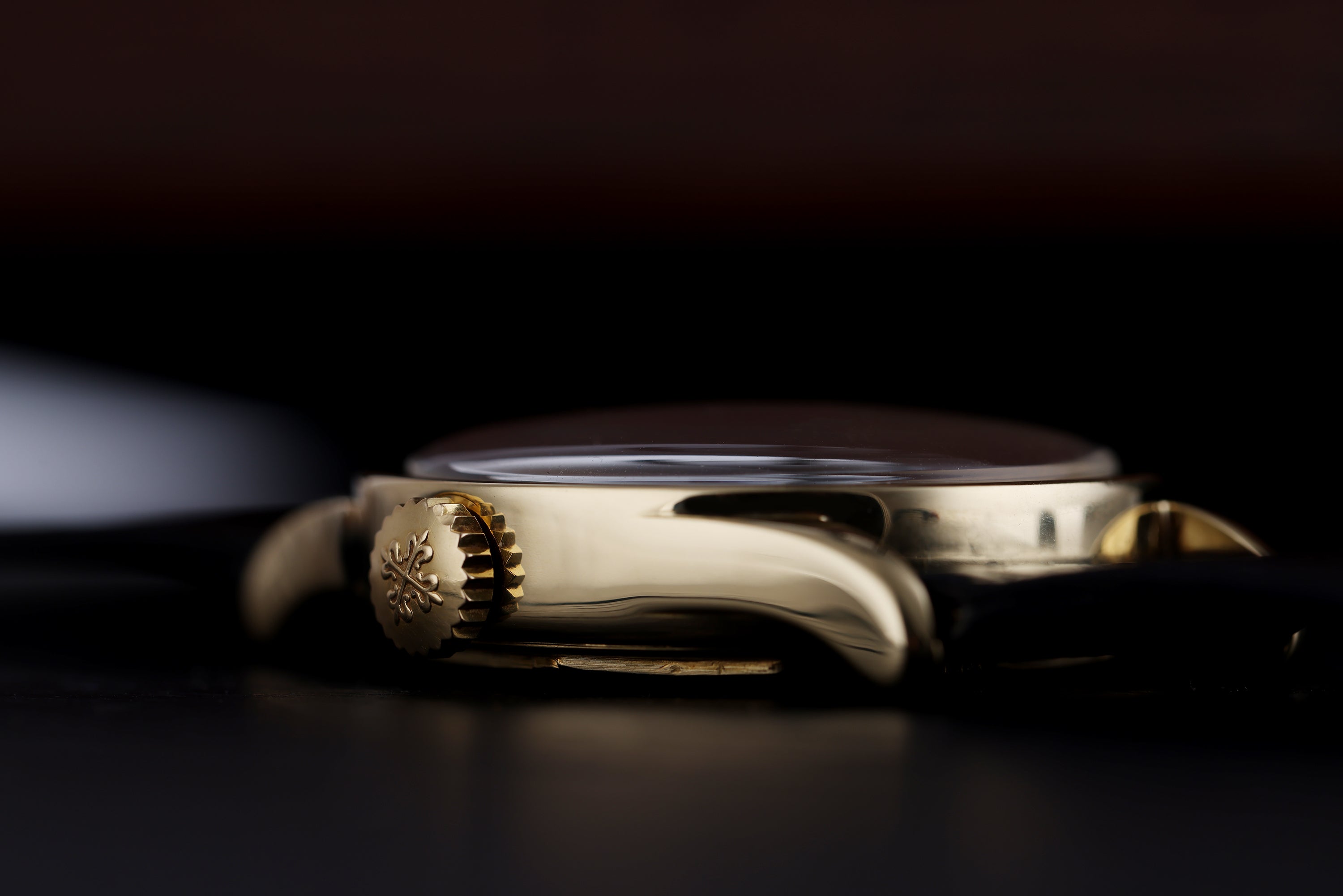 Patek Philippe Calatrava | REF. 2555 | 18k Yellow Gold | 32mm | Manual Wind | 1961