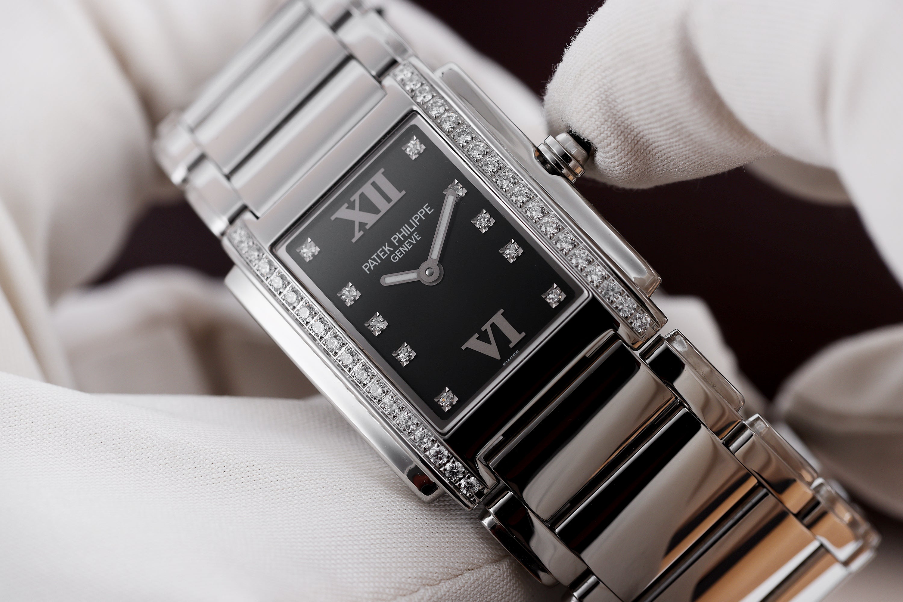 Patek Philippe Twenty-4 | REF. 4910/010 | Black Diamond Dial & Bezel | Stainless Steel