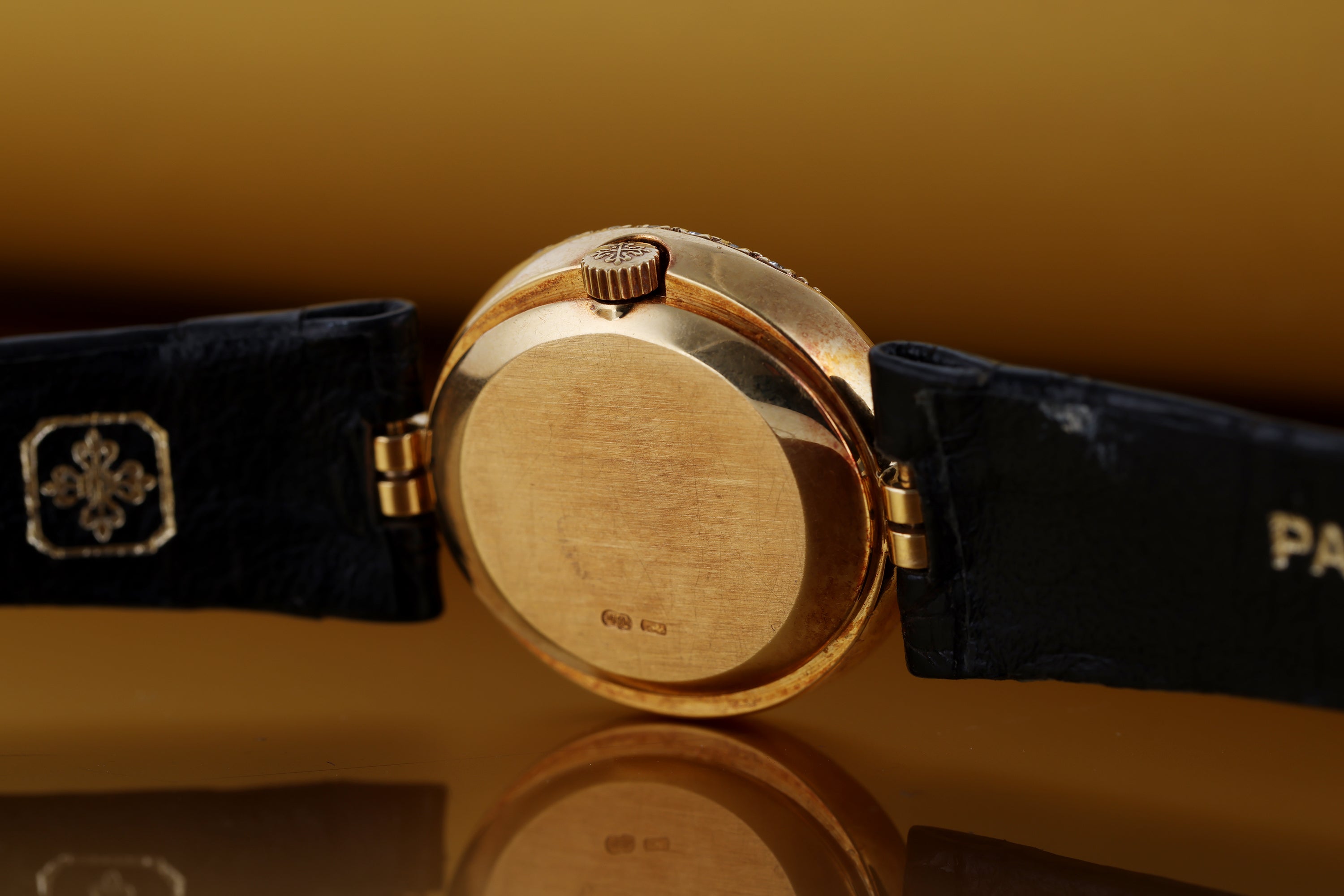 Patek Philippe Ladies Vintage Ellipse | REF. 4502 | Diamond Bezel & Shoulders | 18k Yellow Gold | Manual | 23mm