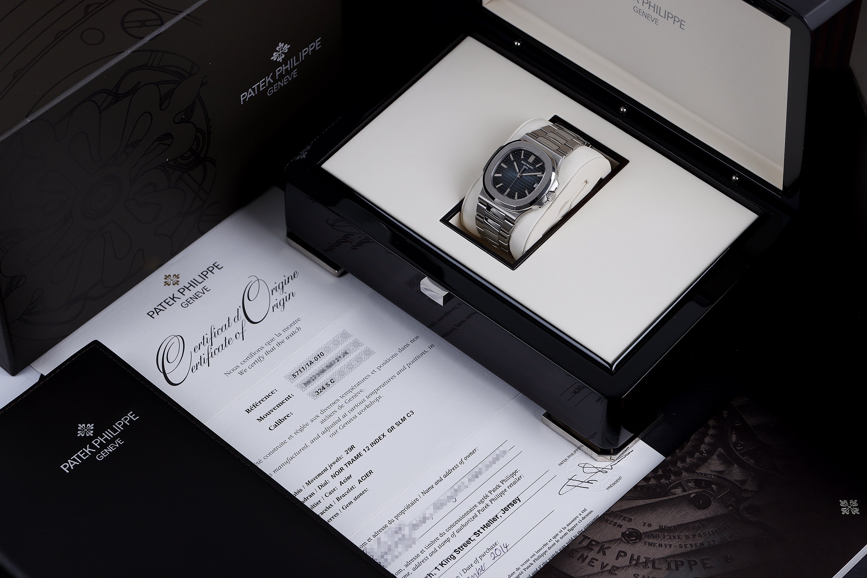 Patek Philippe Nautilus | REF. 5711/1A-010 | Blue Dial | Box & Papers | 2025 Service | 40mm | Stainless Steel