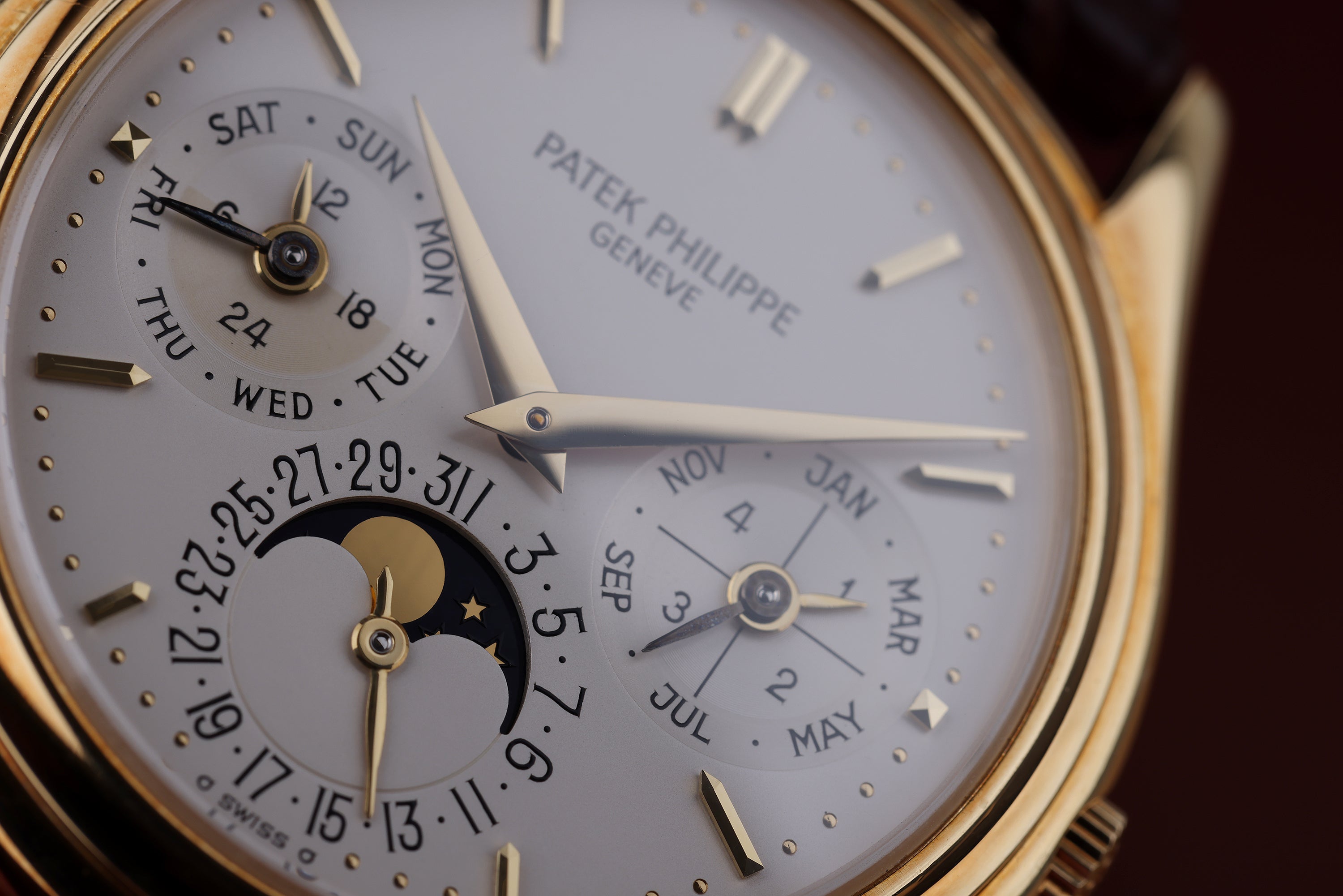 Patek Philippe Perpetual Calendar | REF. 3940 | “2nd Series” | 18k Yellow Gold | Box & Papers | 1990