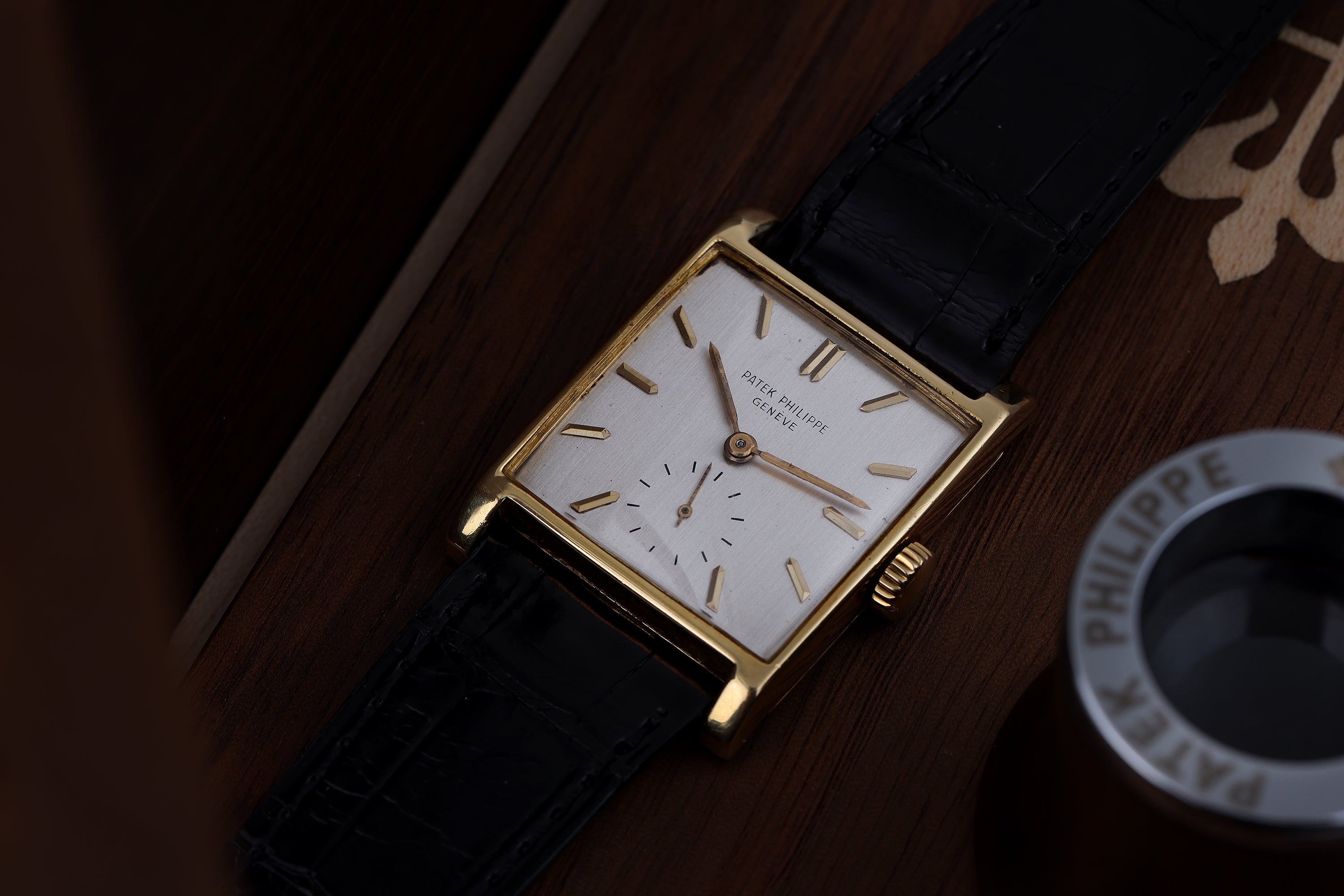 Patek Philippe 1950's Watch | REF. 2446 | 18k Yellow gold | Manual Wind | 26mm | Extract from Archives | 1950
