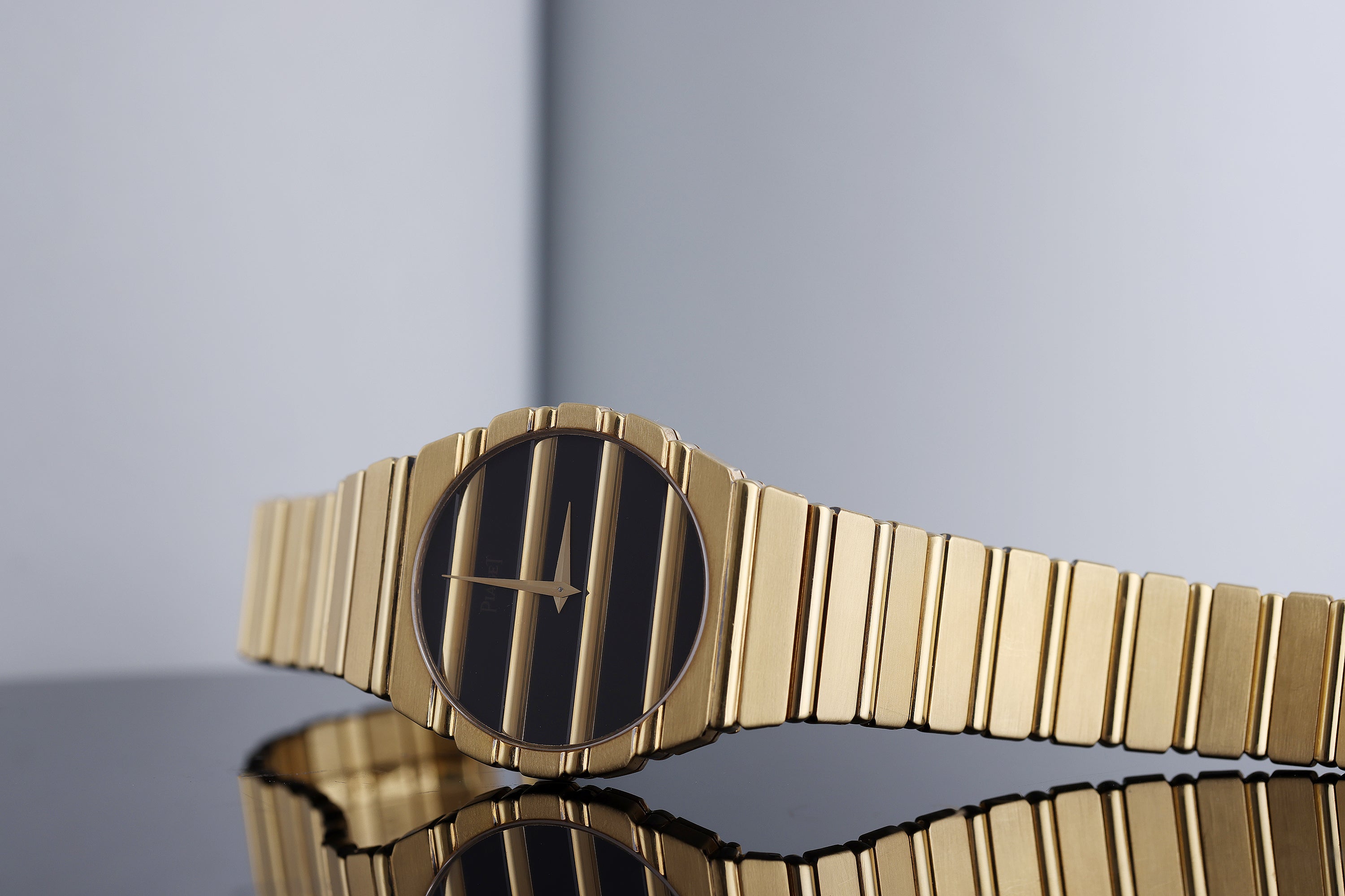 Piaget Polo | REF. 7661 C 701 | Onyx & Gold Dial | 18k Yellow Gold | 1980's