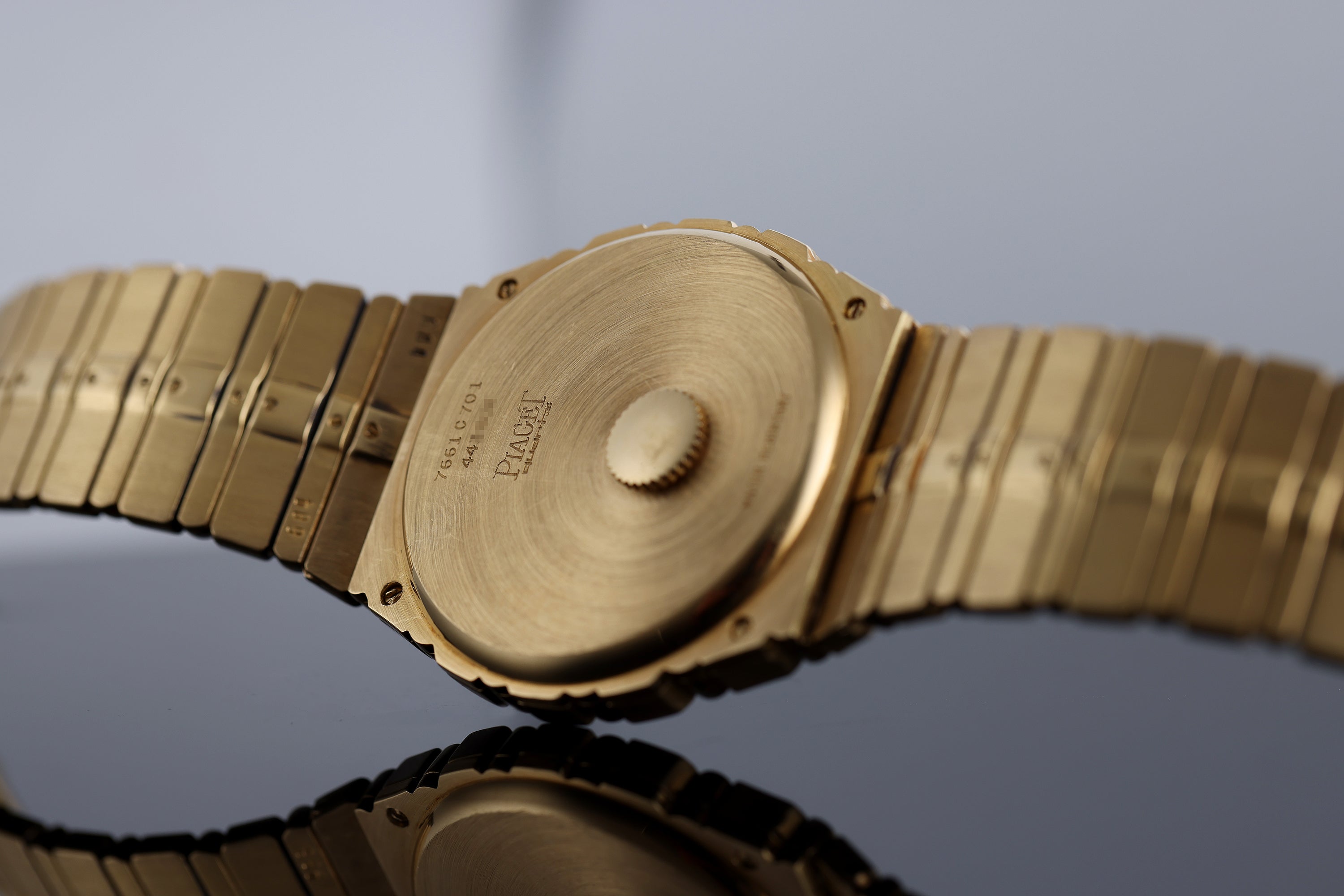 Piaget Polo | REF. 7661 C 701 | Onyx & Gold Dial | 18k Yellow Gold | 1980's