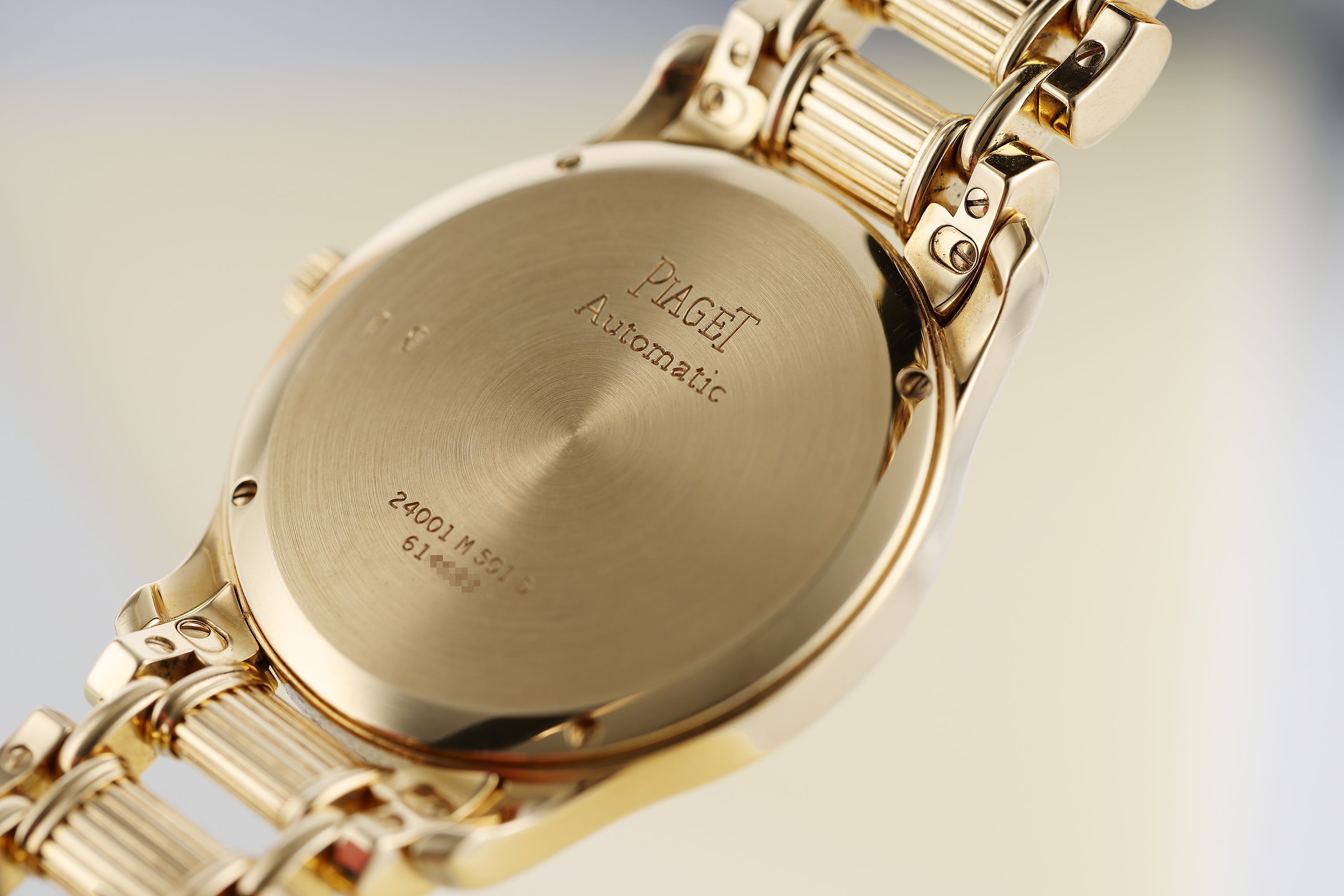 Piaget Polo Automatic | REF. 24001 M 501 D | 18k Yellow Gold | 33.5mm