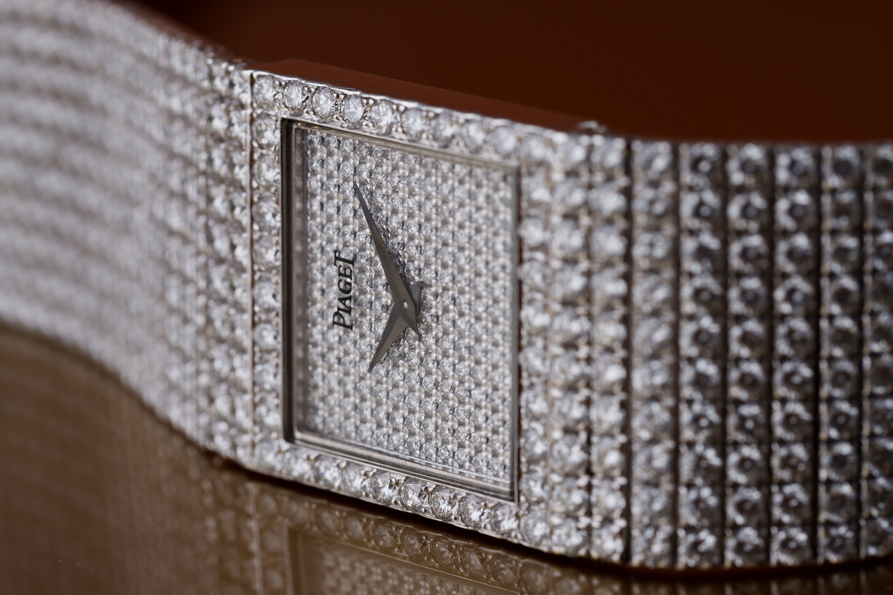 Piaget Wristwatch | REF. 7131 C 626 | Pave Diamond | 18k White Gold | 24mm | Quartz
