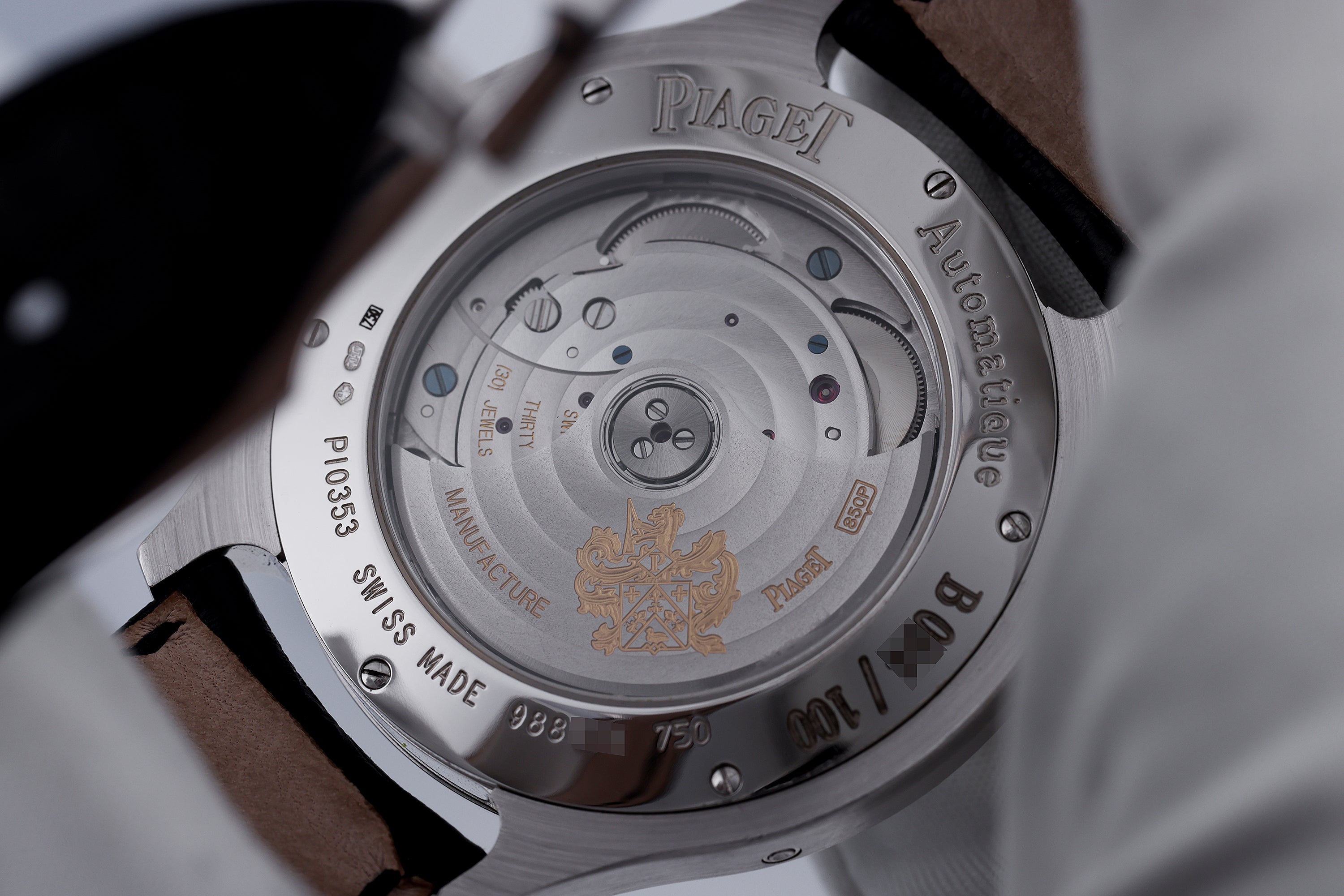 Piaget Polo Emperador Dual Time | REF. G0A32018 | Automatic | Mother of Pearl & Pavé Diamond | 18k White Gold | 42mm | Box & Papers
