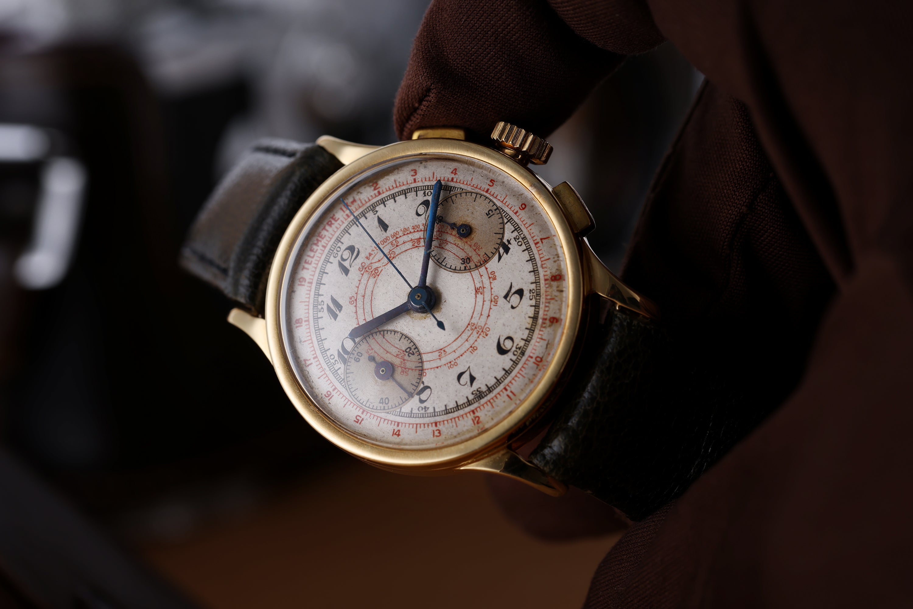 Universal Telemetre Chronograph | 18k Yellow Gold | 34mm