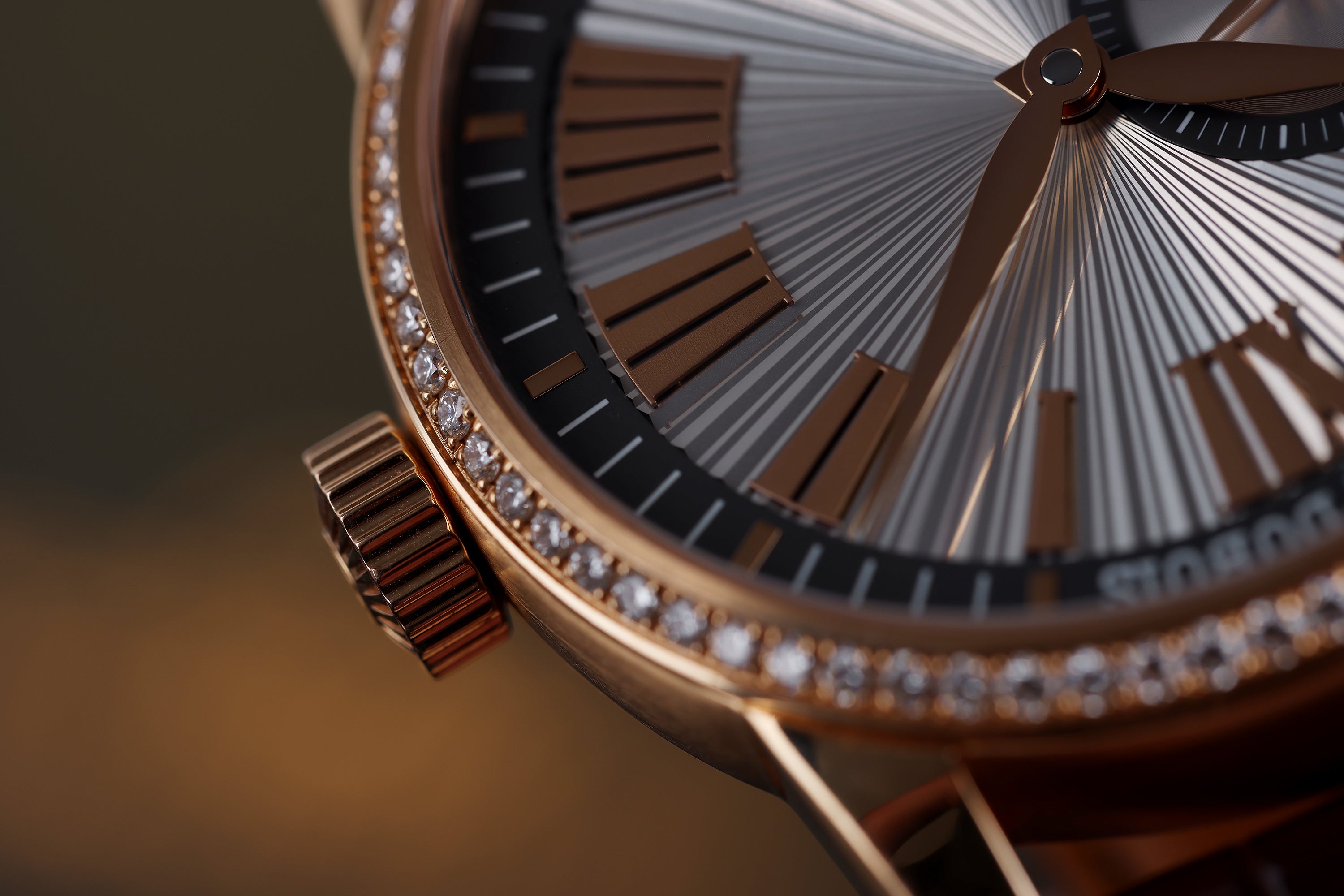 Roger Dubuis Hommage | REF. RDDBHO0566 | Diamond Bezel | 42mm | 18k Rose Gold | Box & Papers